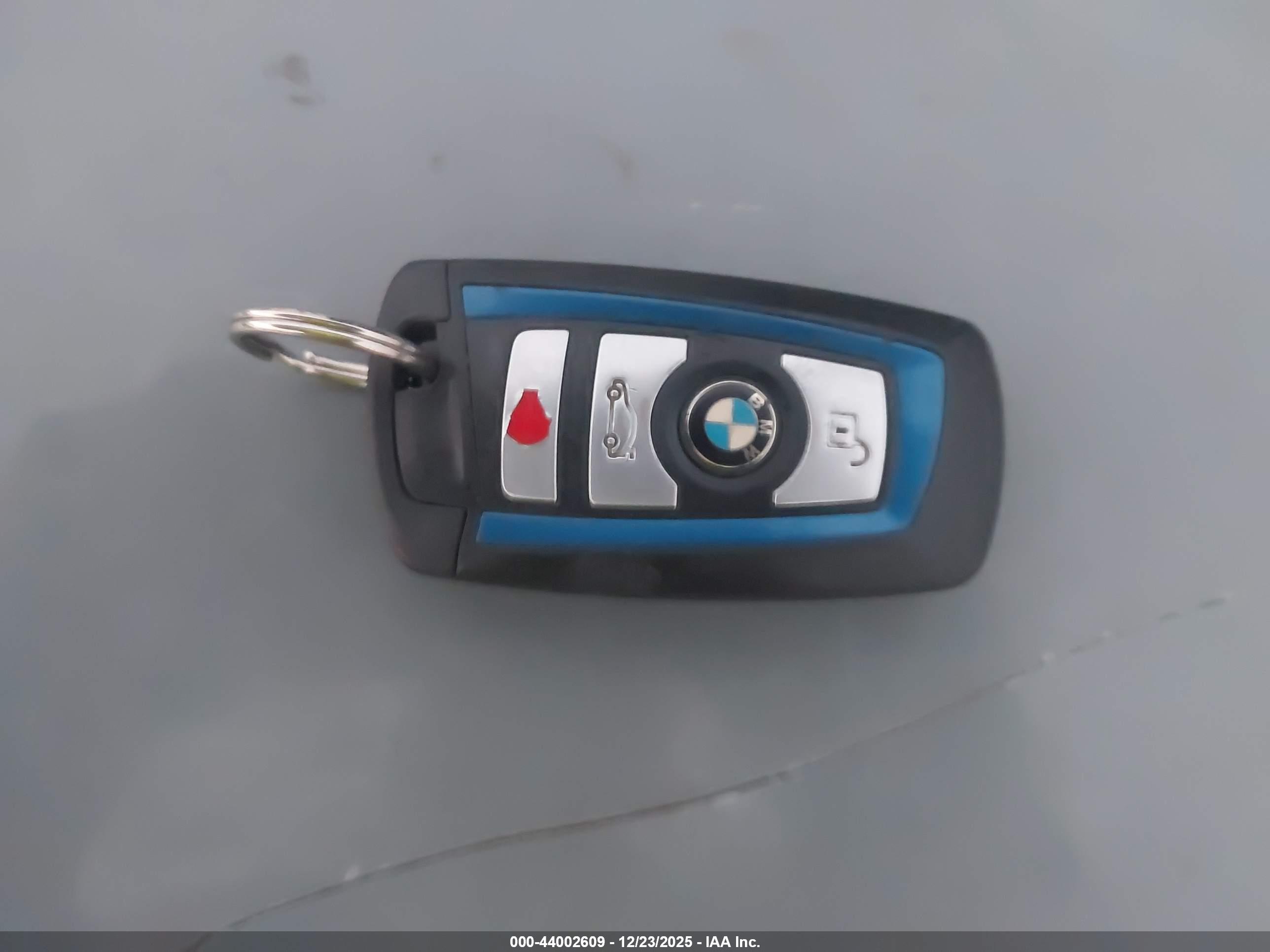 BMW X4 image 11
