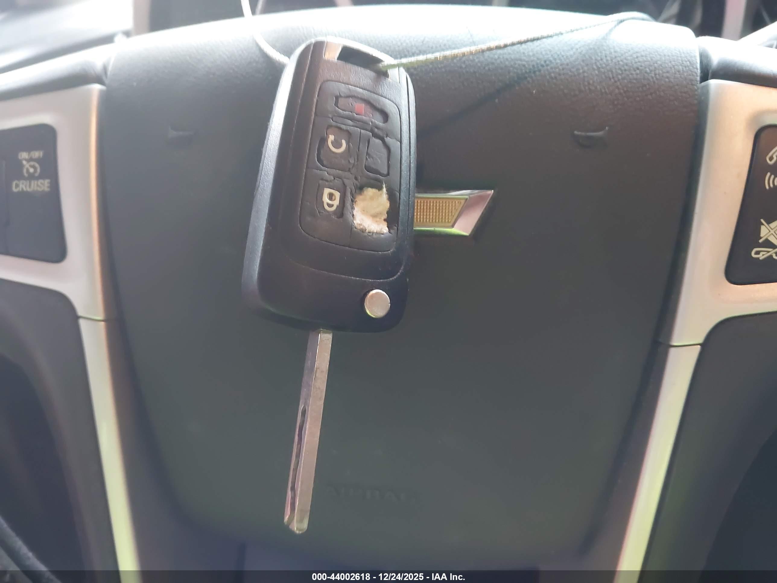 CHEVROLET EQUINOX image 11