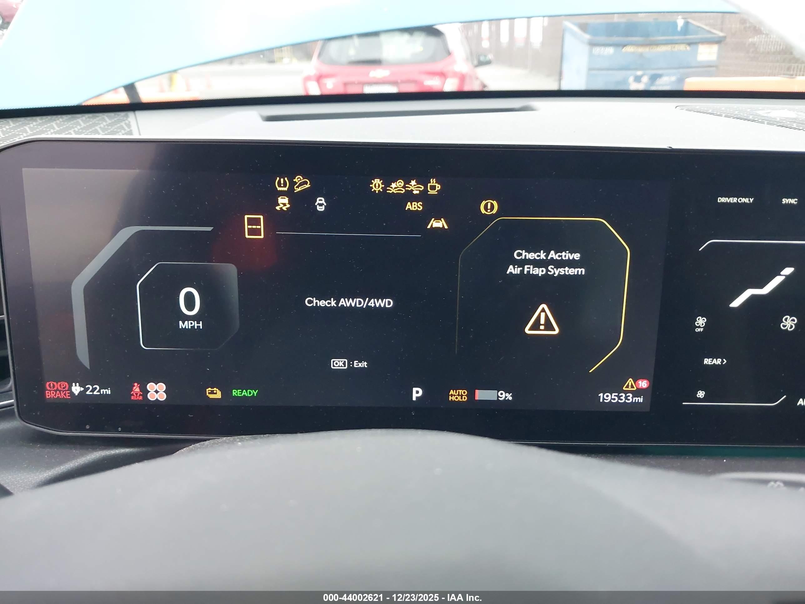 KIA EV9 image 7