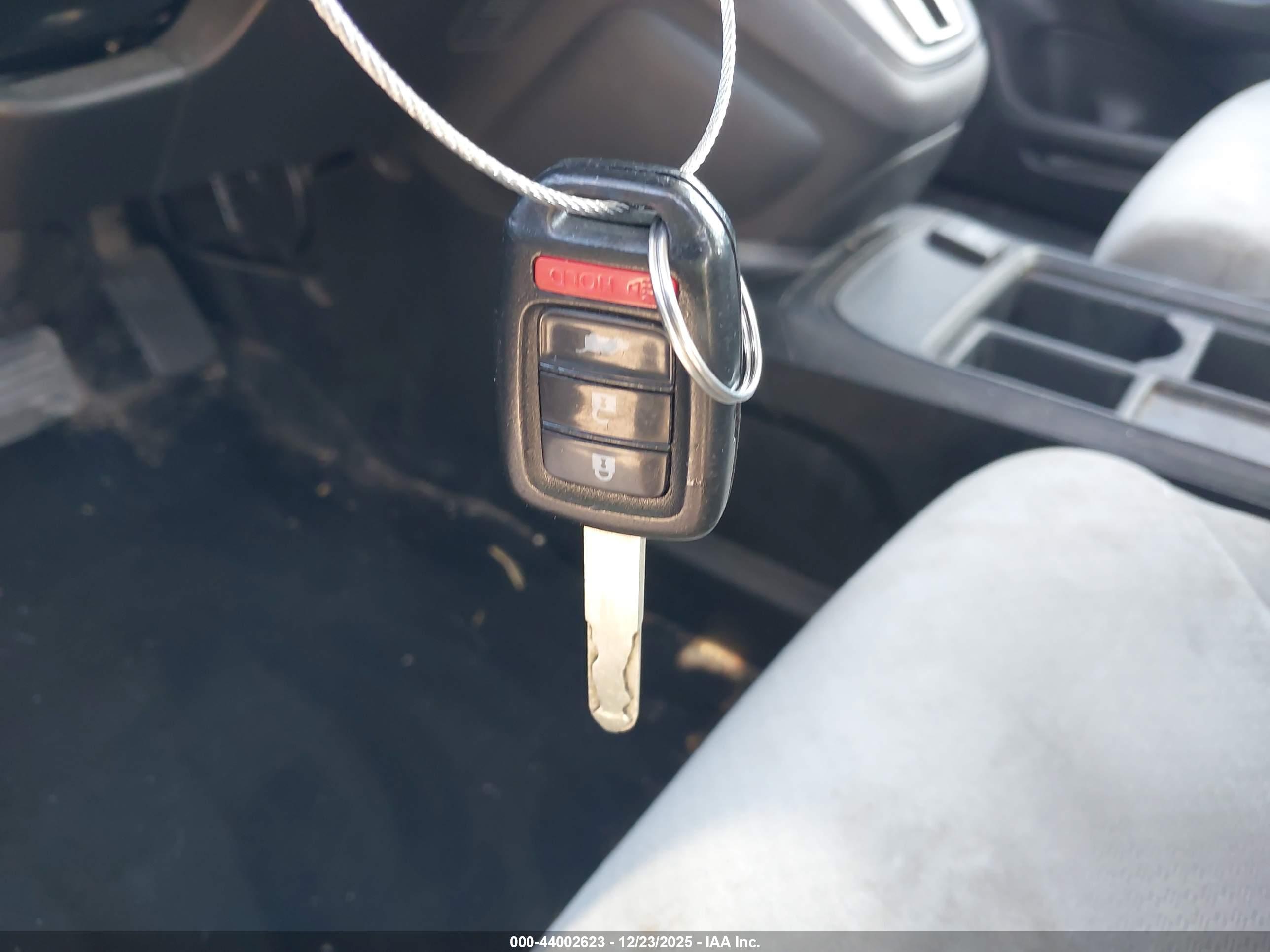 HONDA CR-V image 11