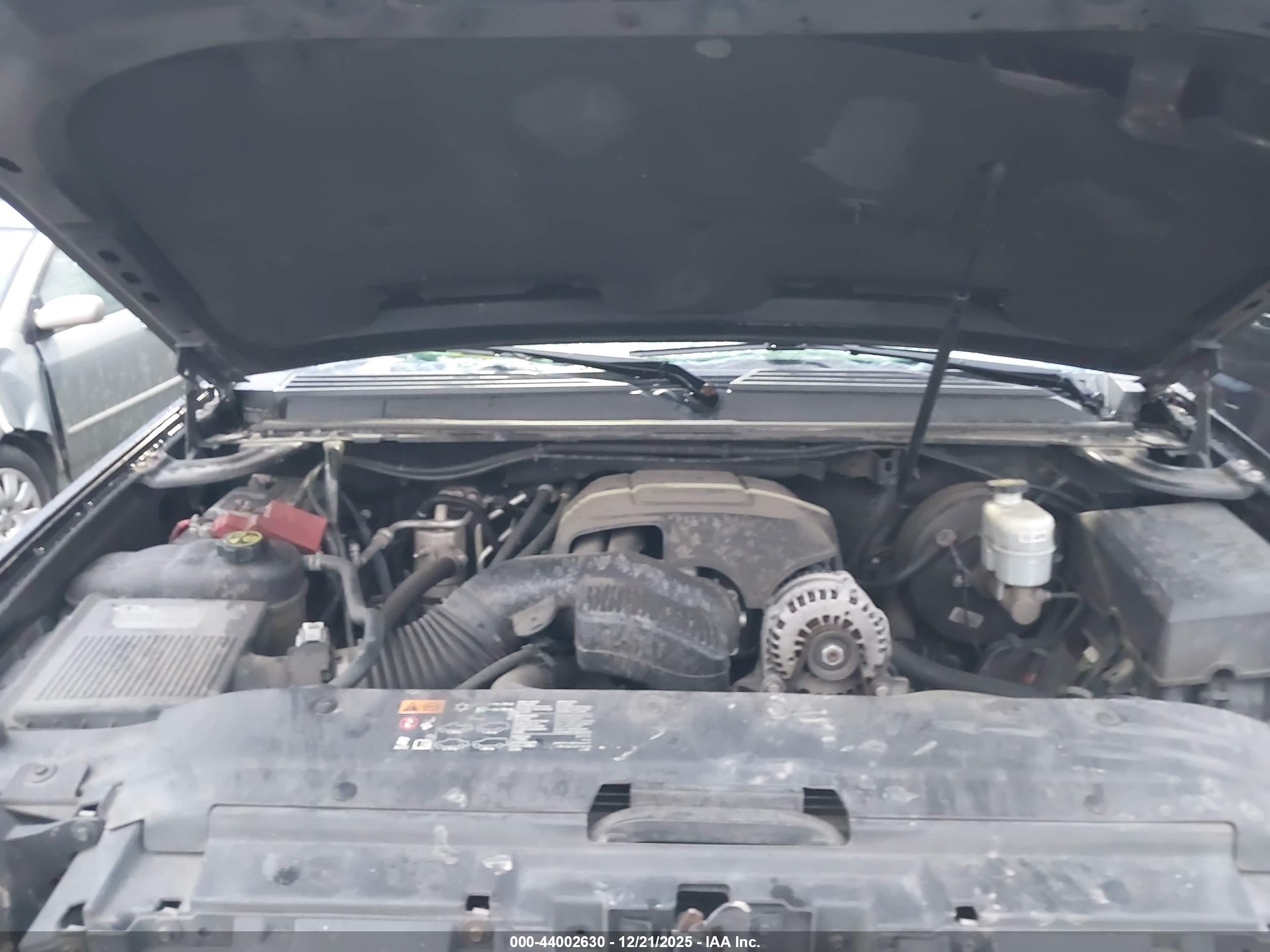 GMC YUKON image 10