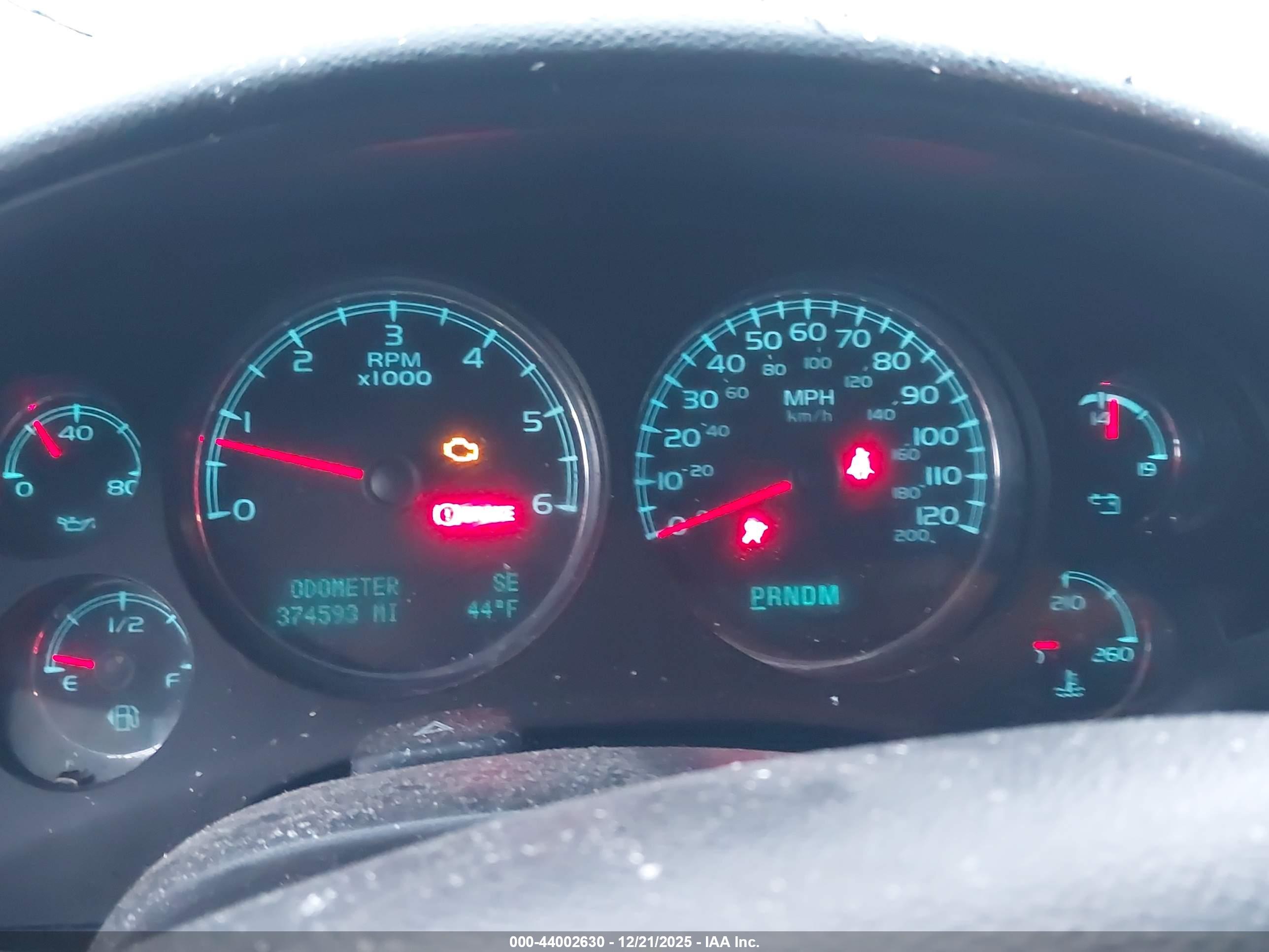 GMC YUKON image 7