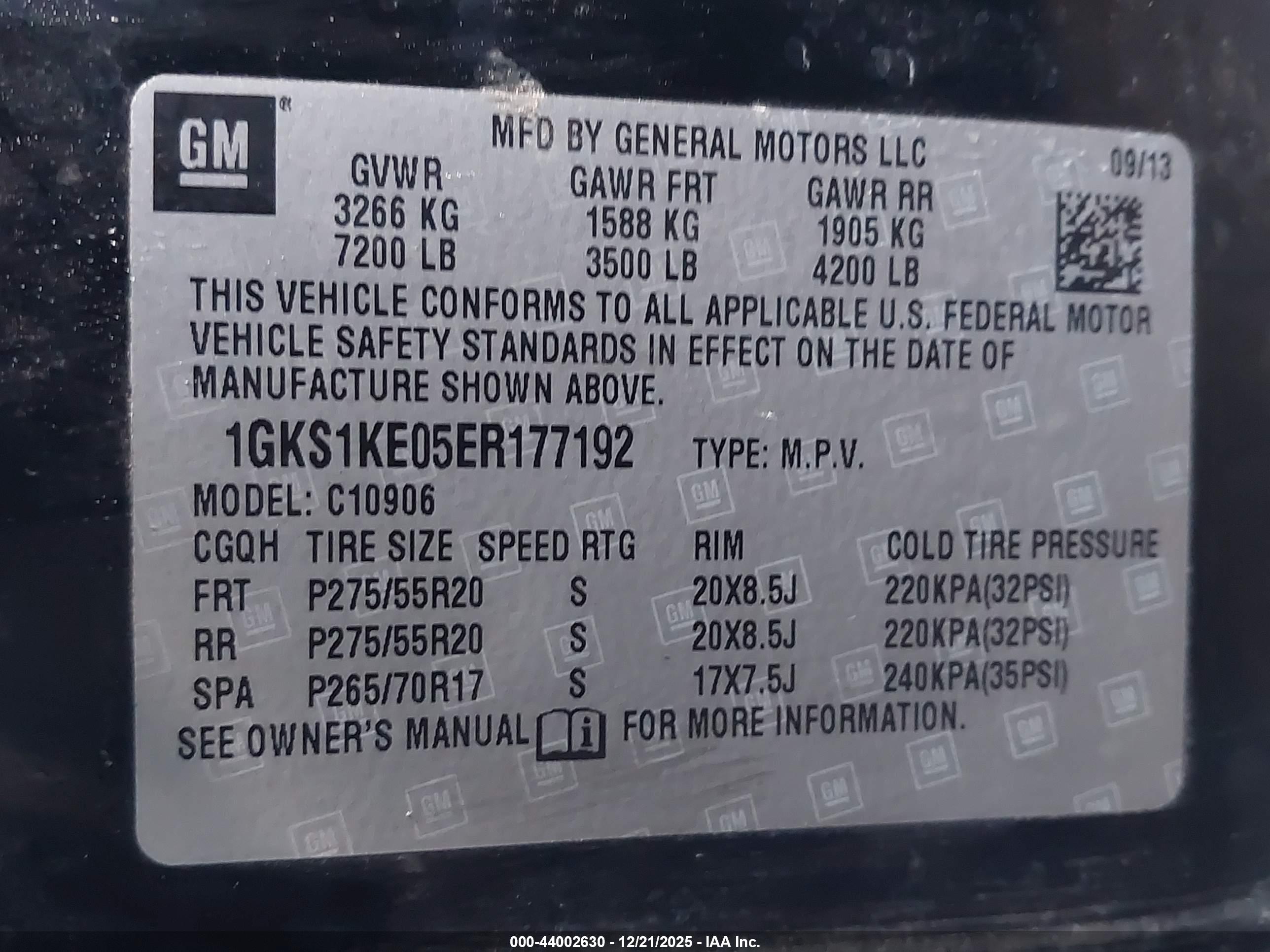 GMC YUKON image 9