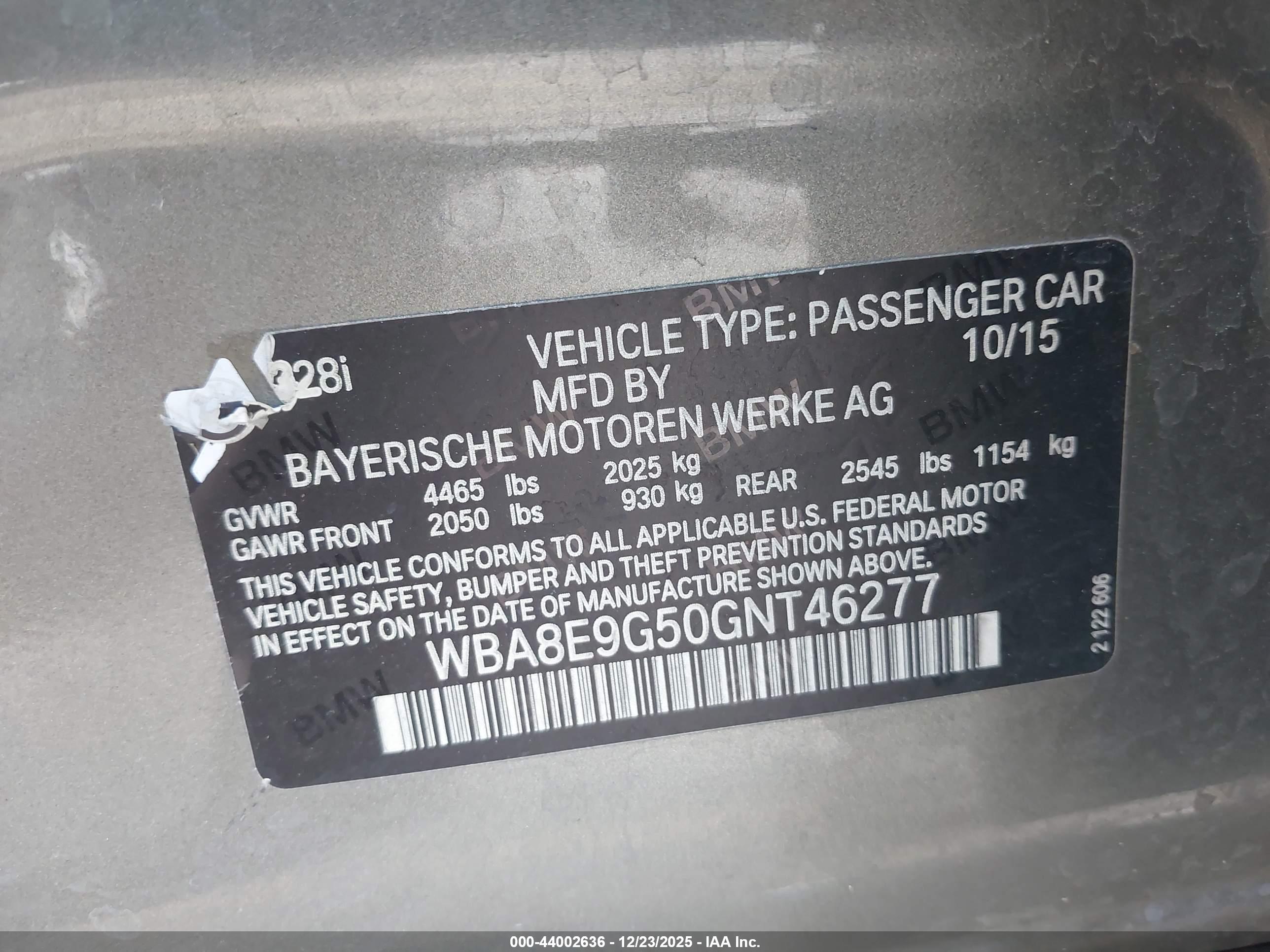 BMW 328I image 9