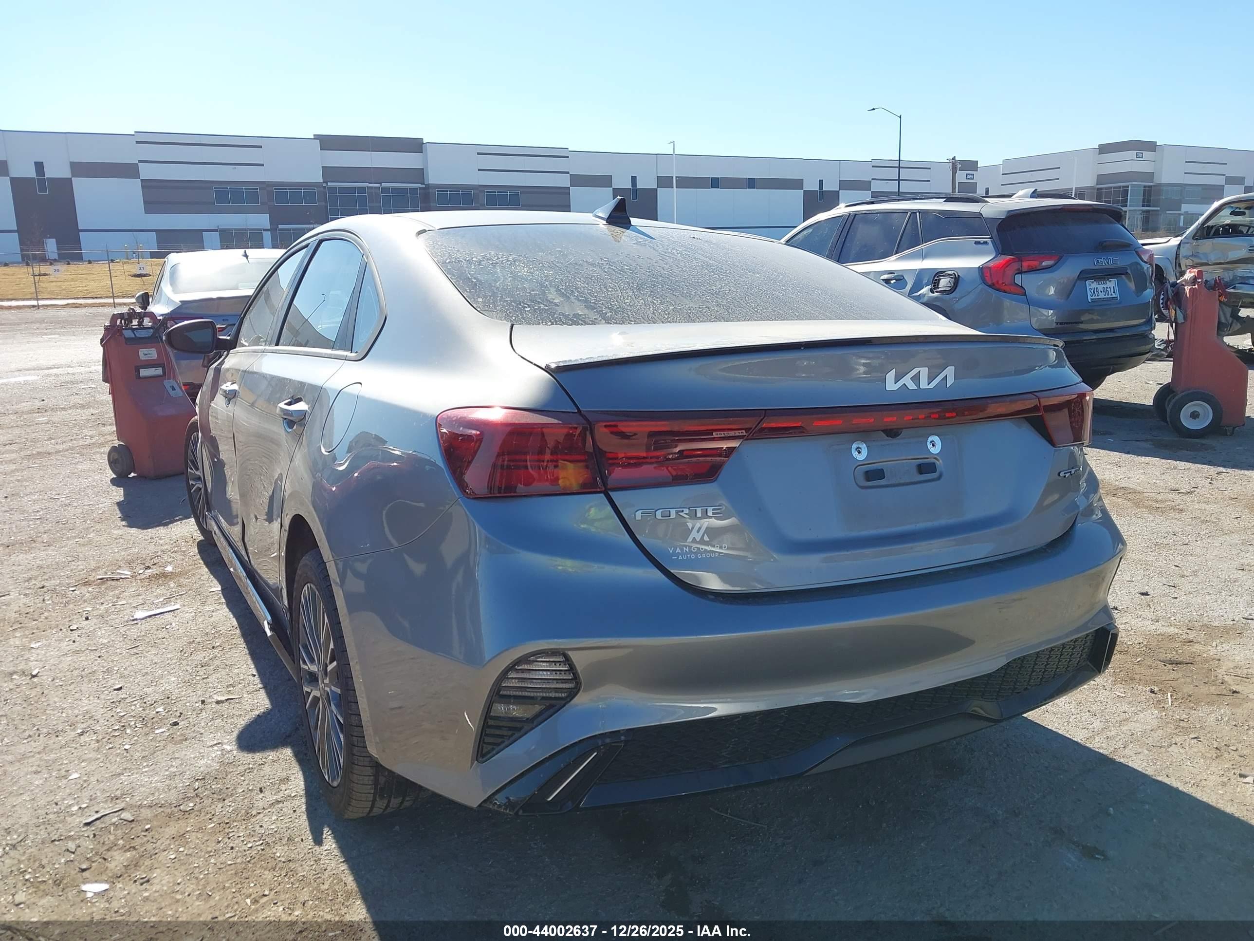 KIA FORTE image 3