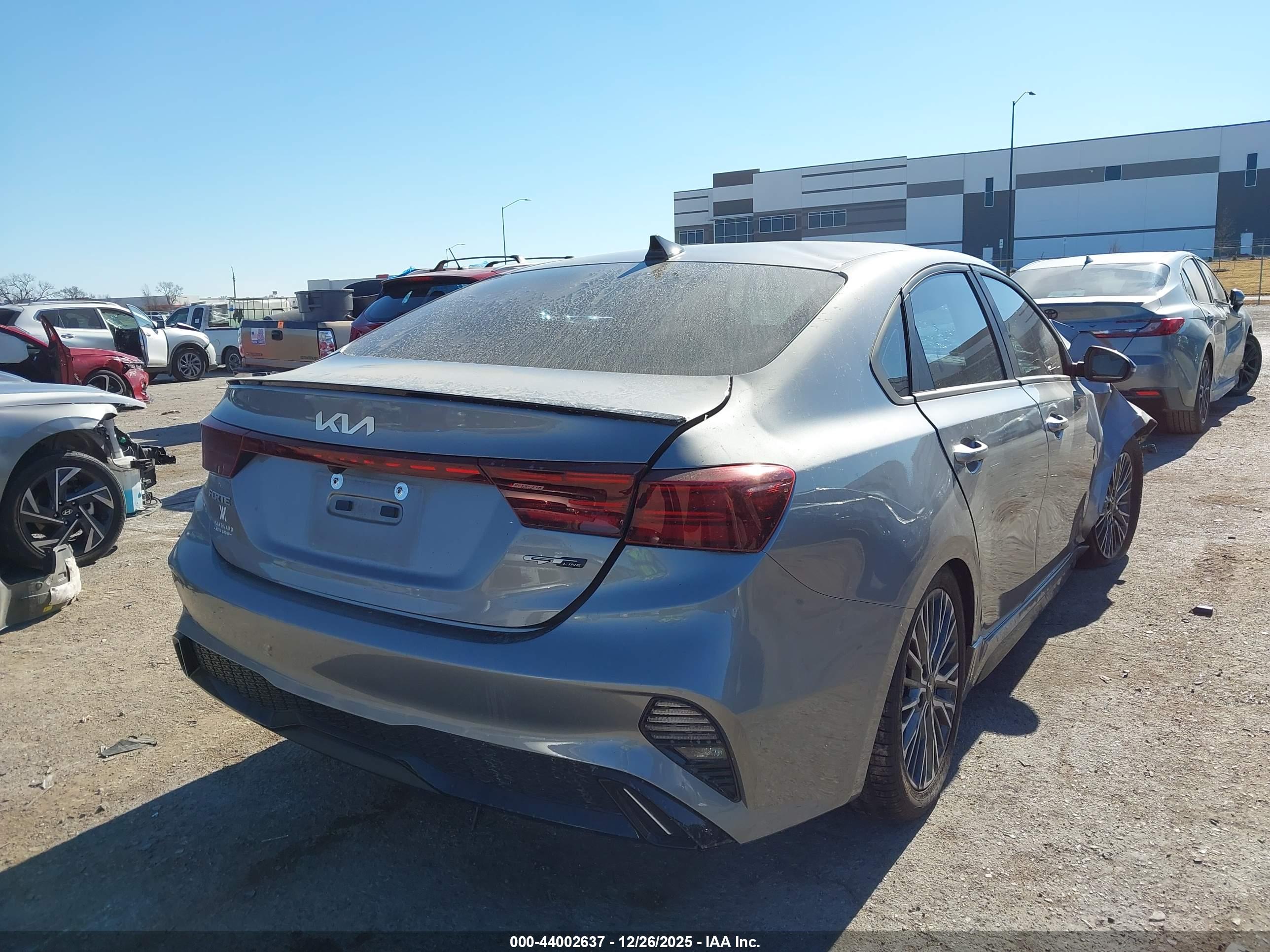 KIA FORTE image 4