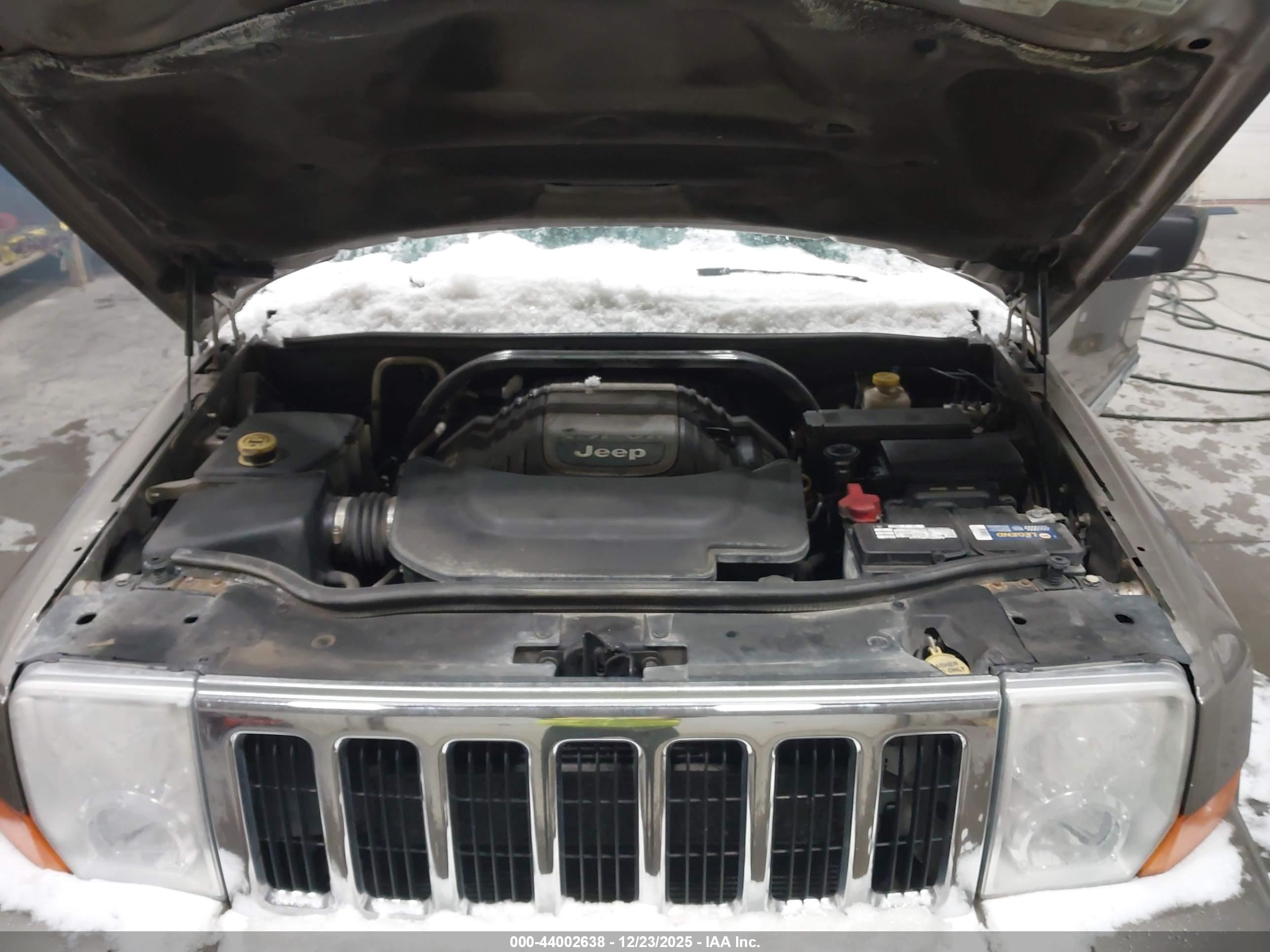 JEEP COMMANDER image 10