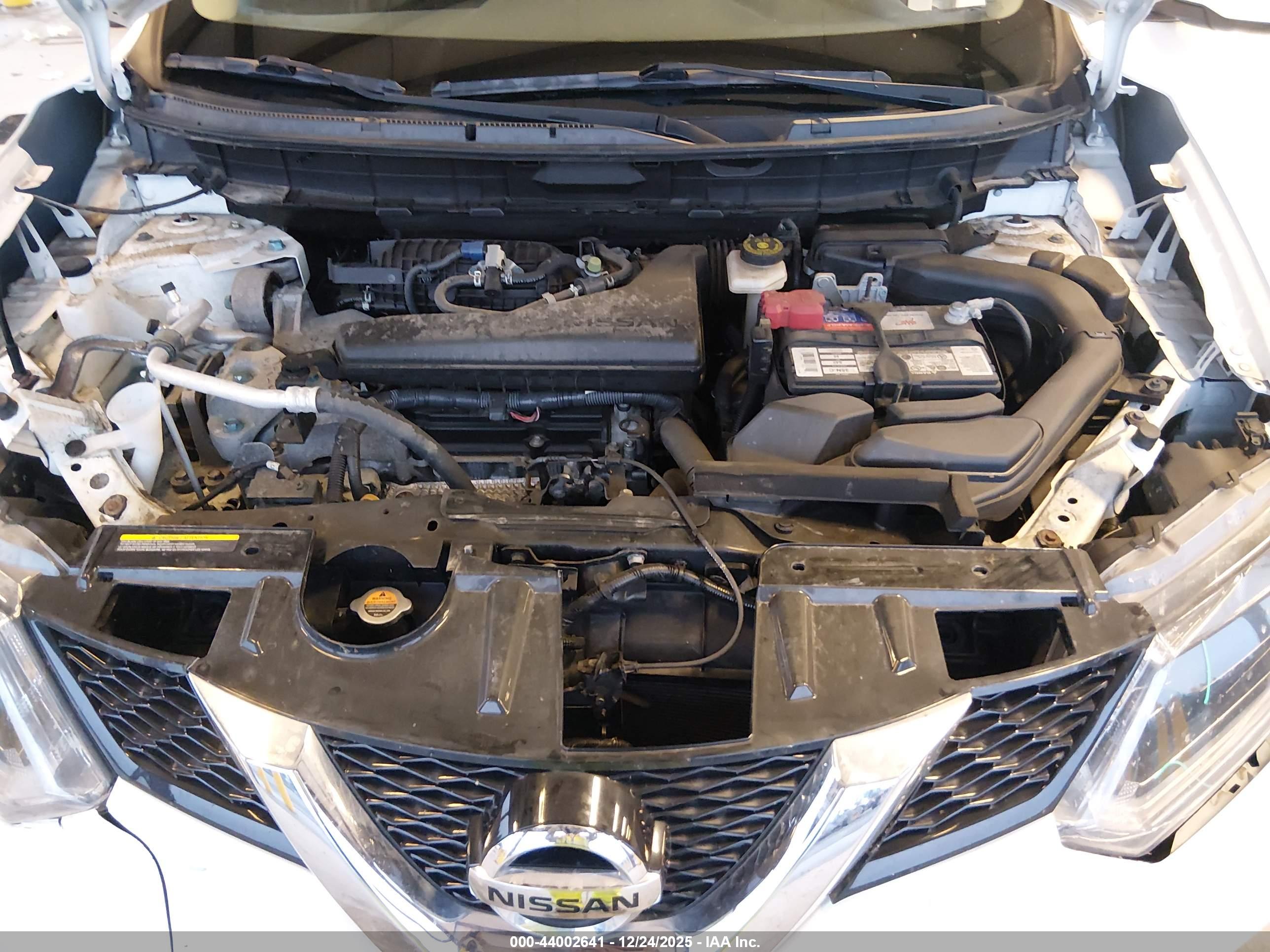 NISSAN ROGUE image 10