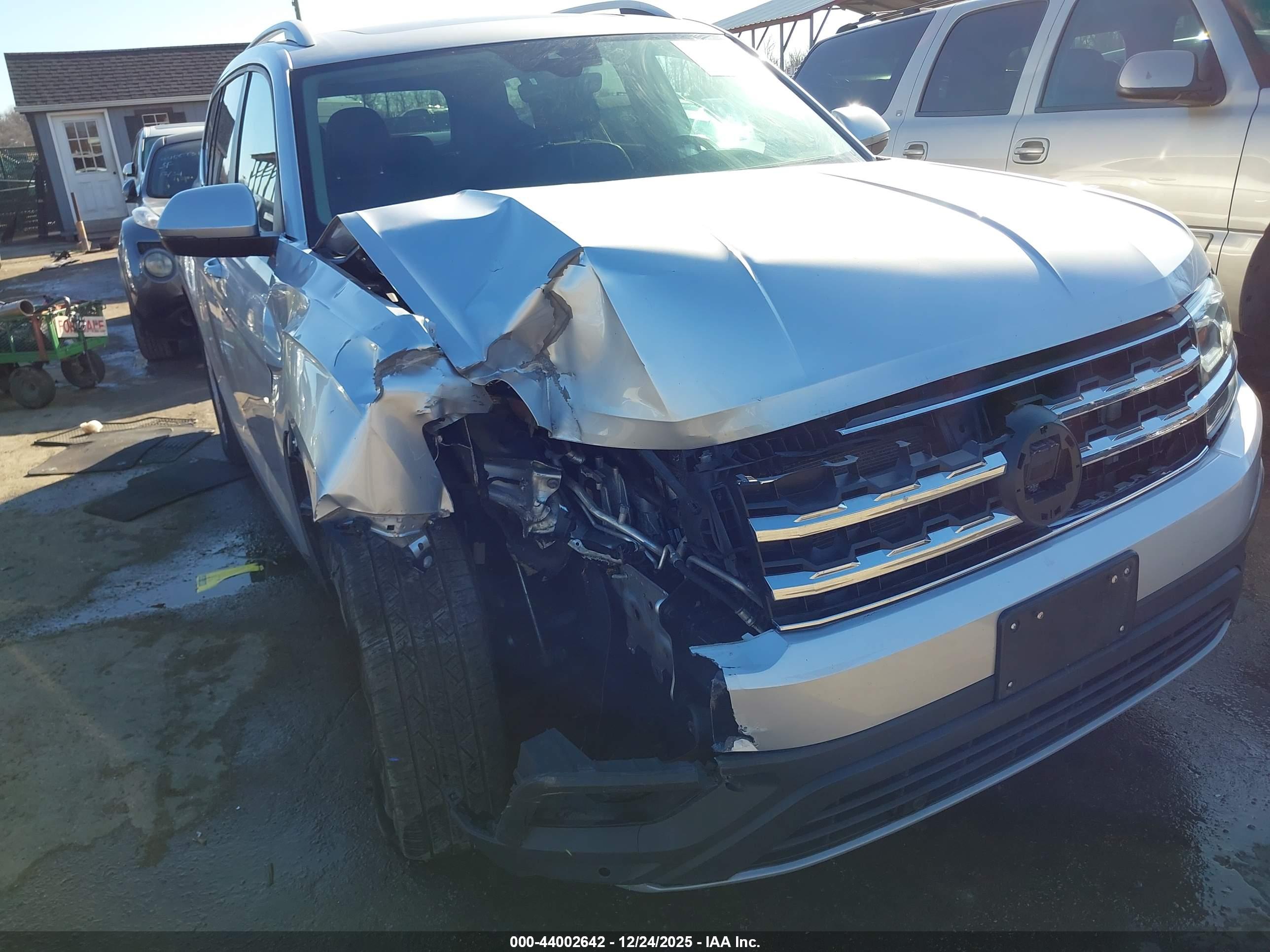 VOLKSWAGEN ATLAS image 6
