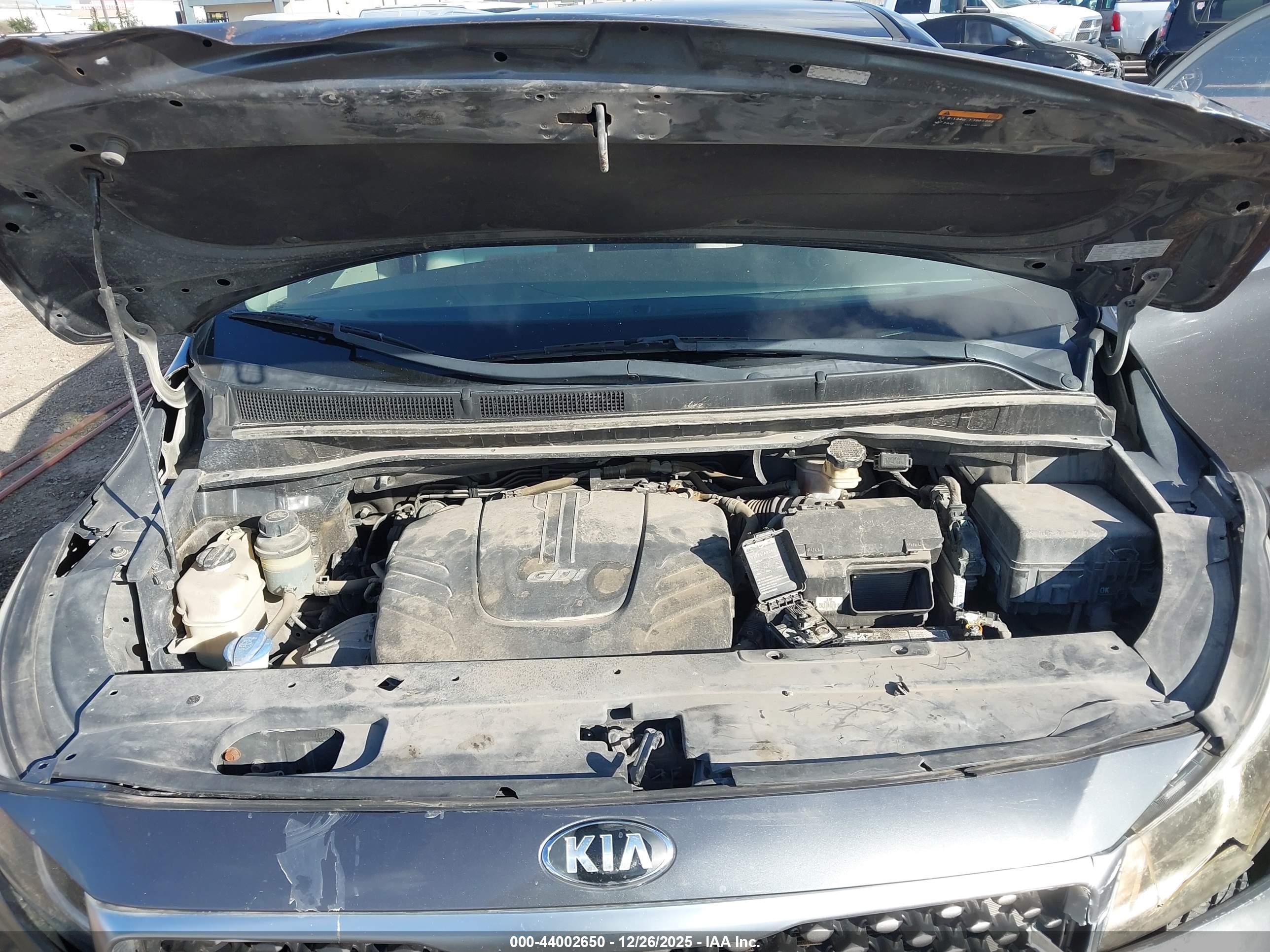 KIA SEDONA image 10