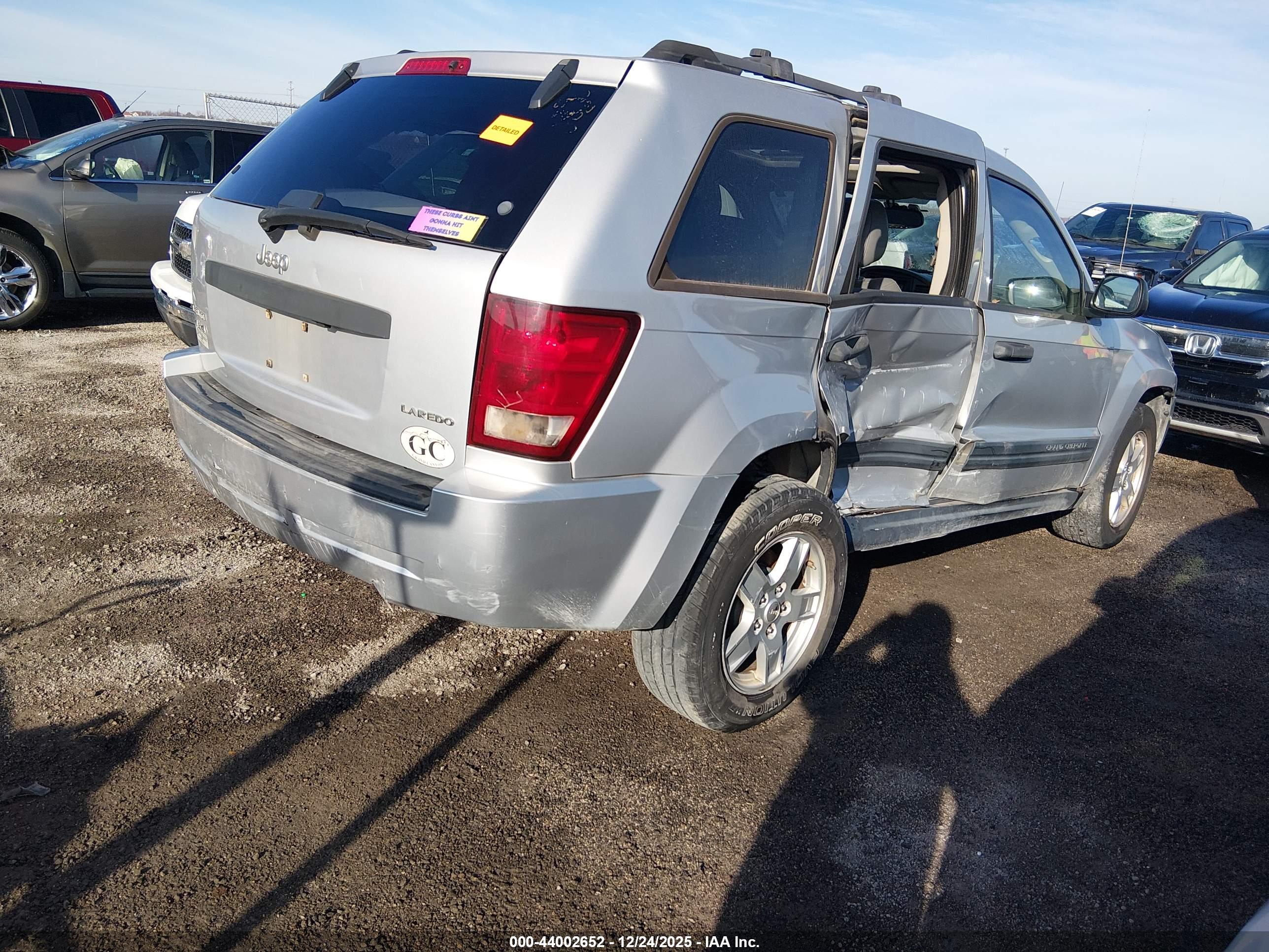 JEEP GRAND image 4