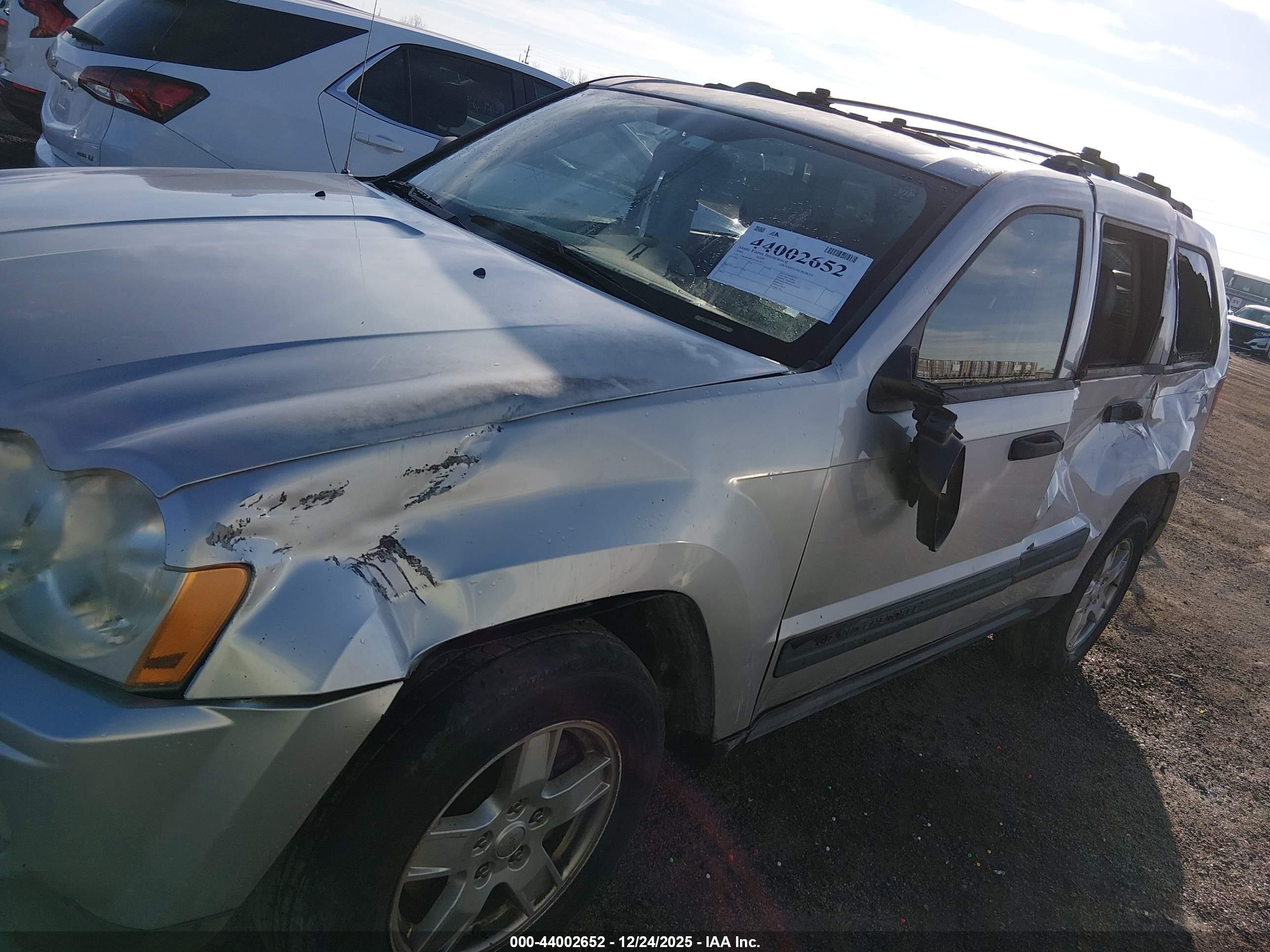 JEEP GRAND image 6