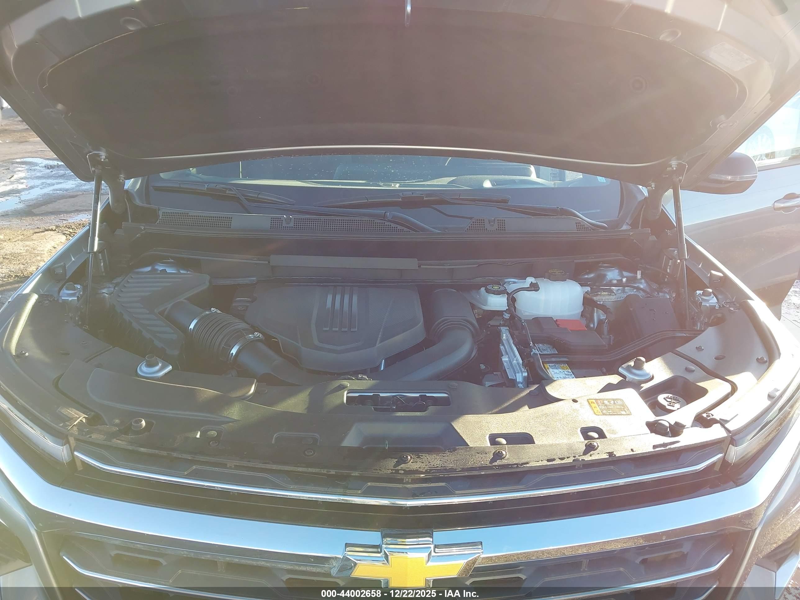 CHEVROLET TRAVERSE image 10