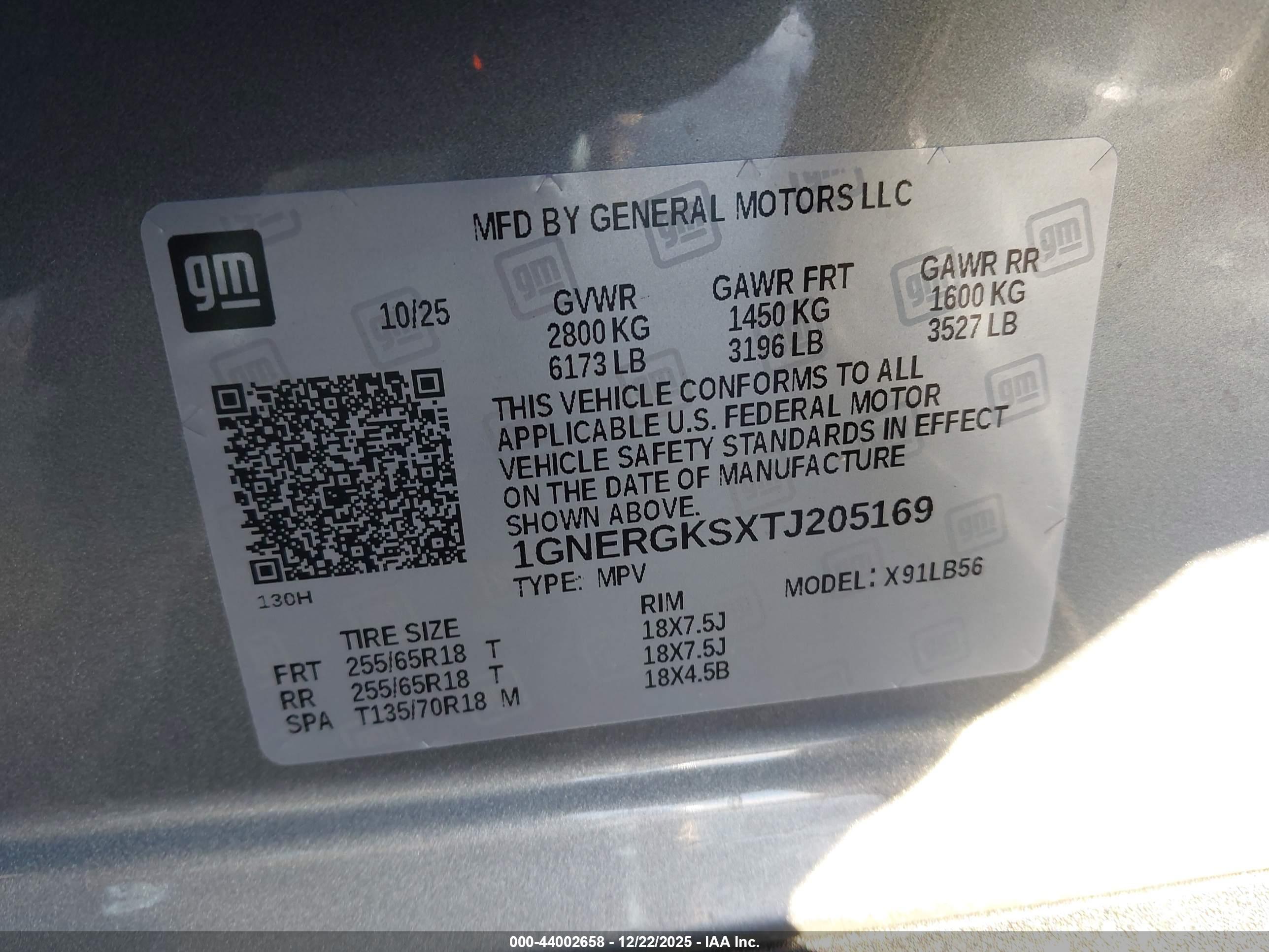 CHEVROLET TRAVERSE image 9