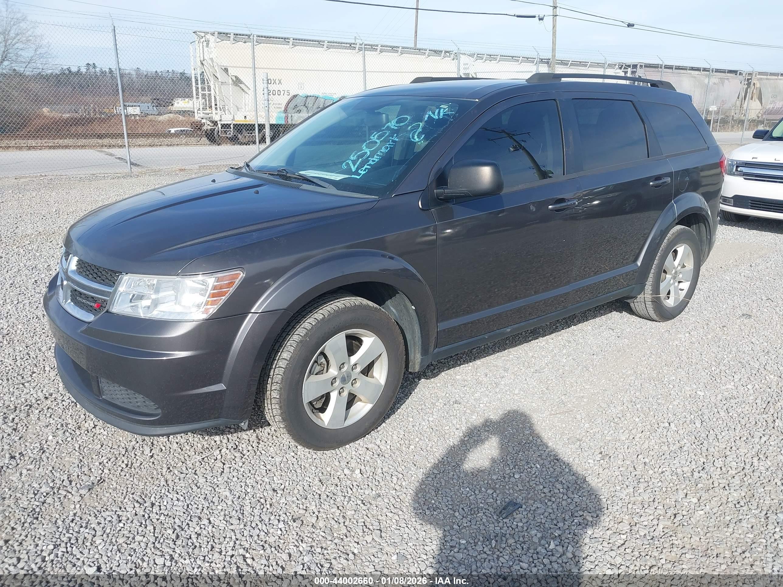 DODGE JOURNEY image 2