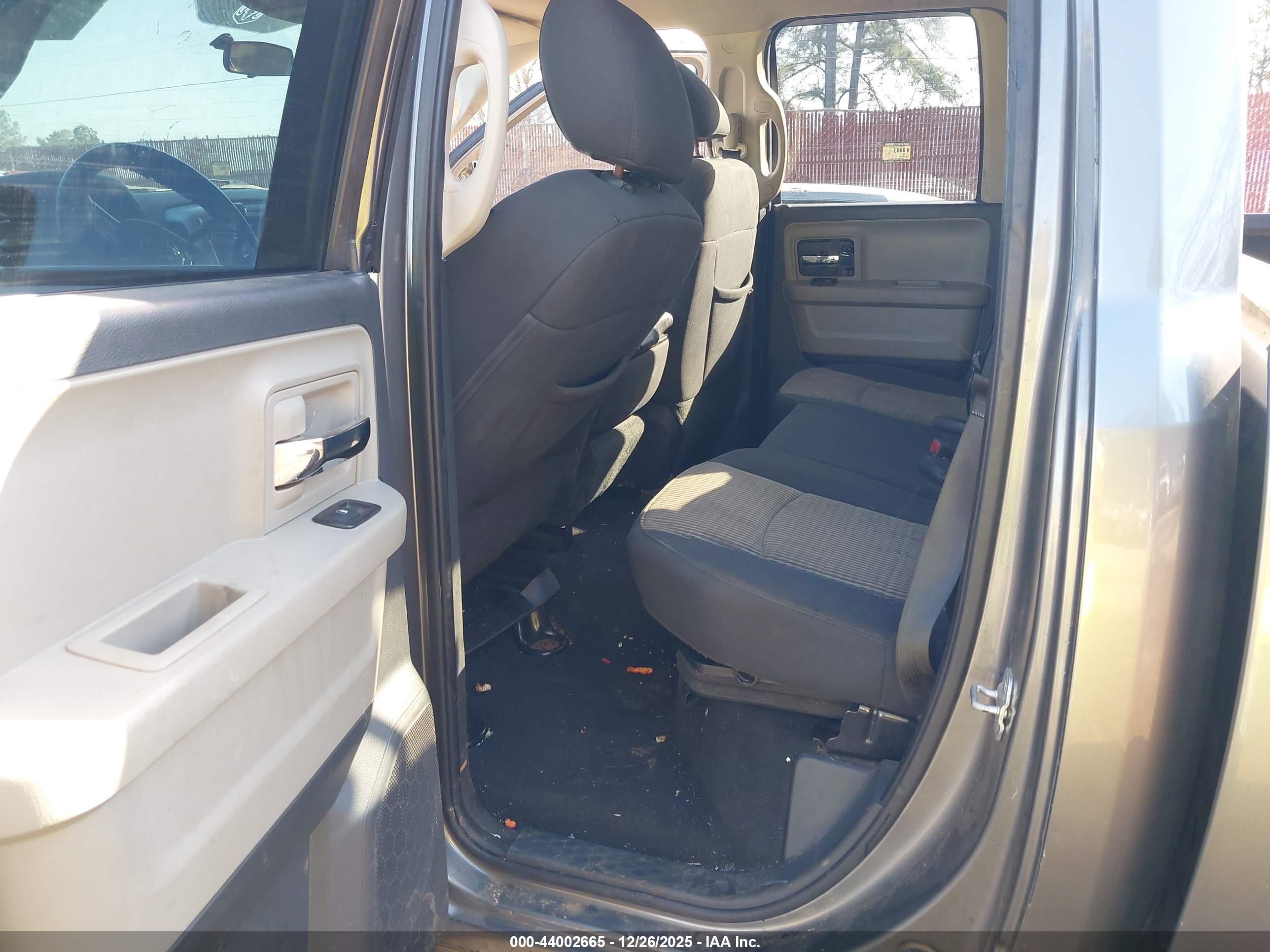 RAM 1500 image 8