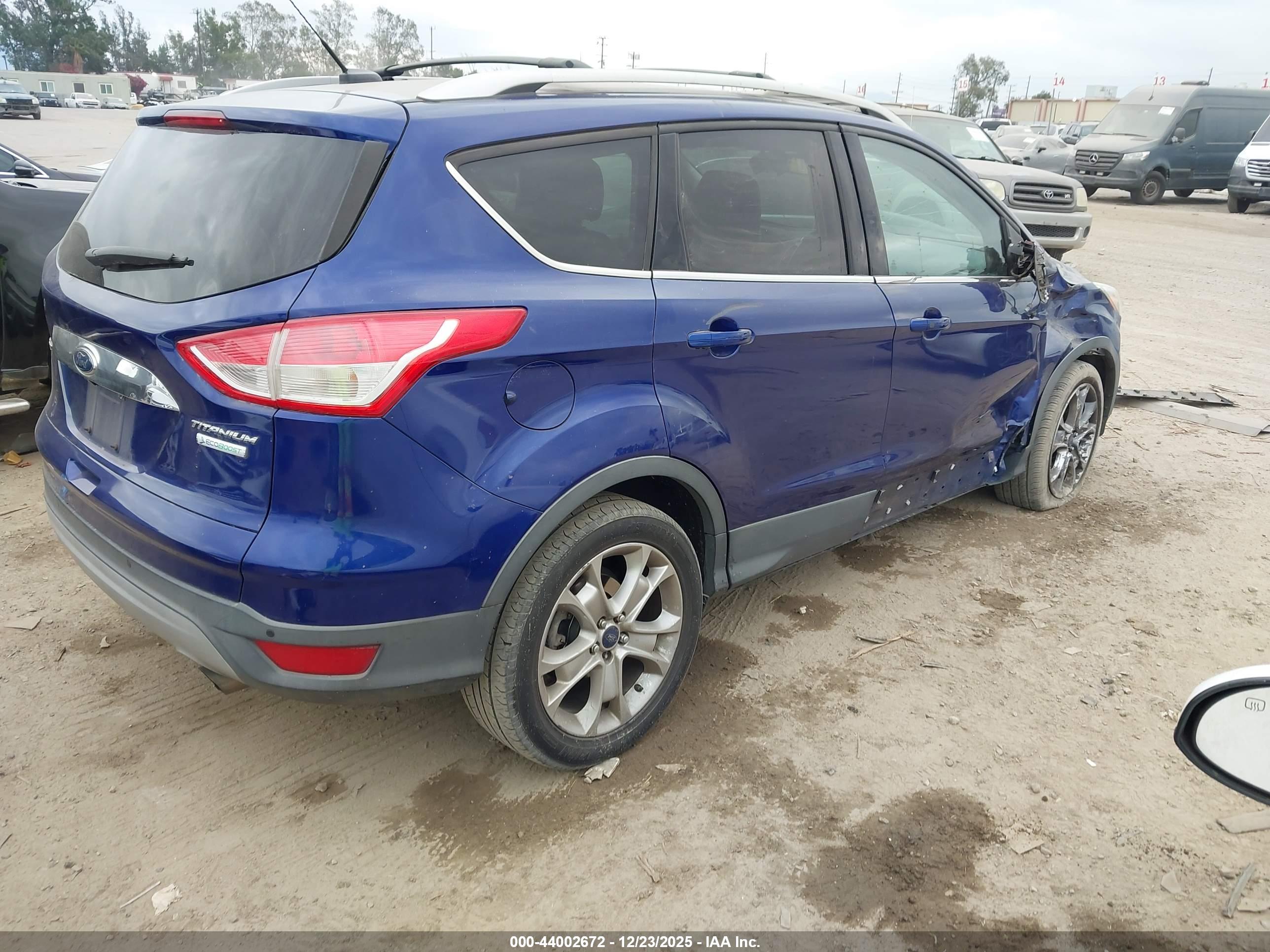 FORD ESCAPE image 4