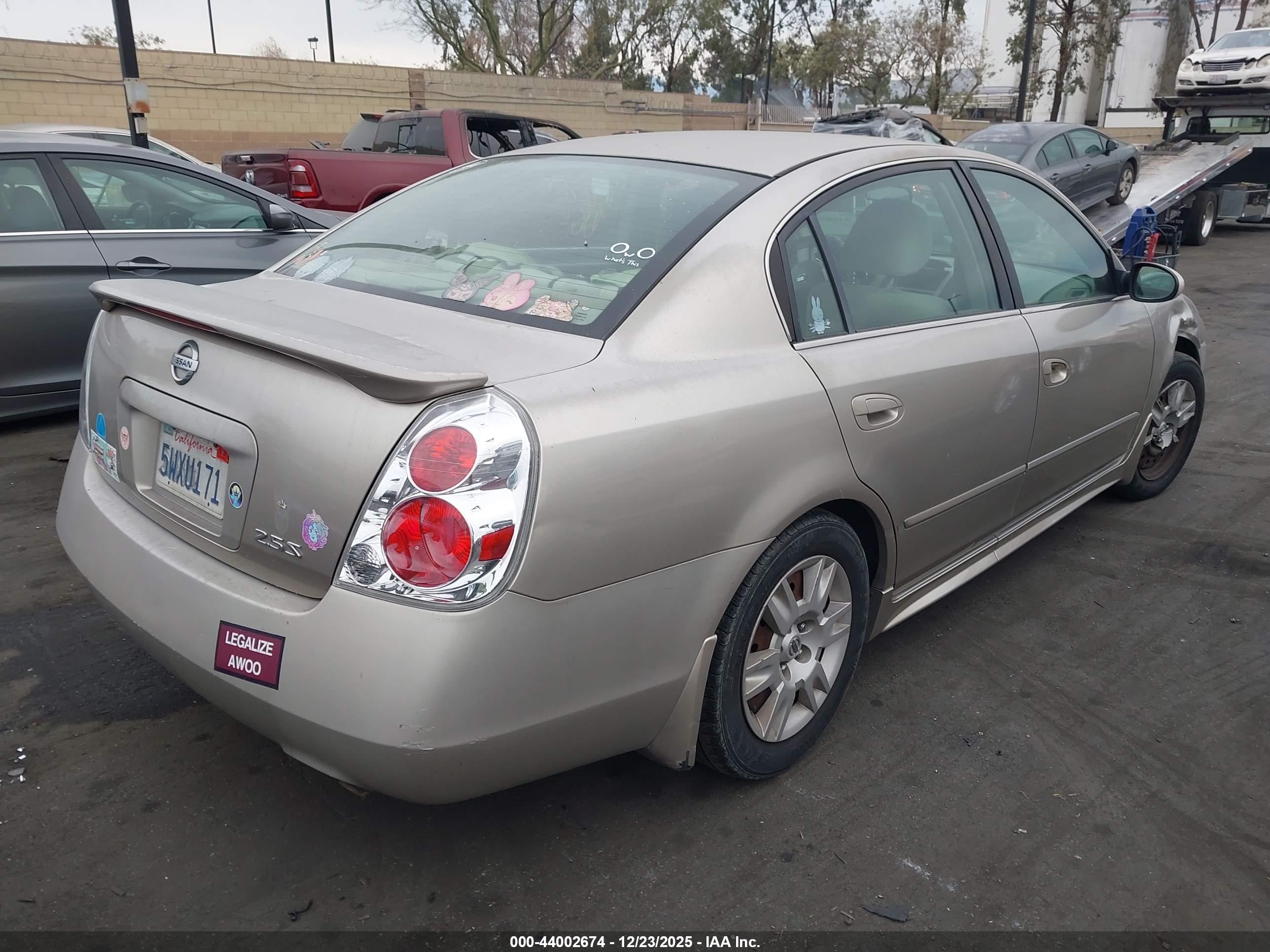 NISSAN ALTIMA image 4