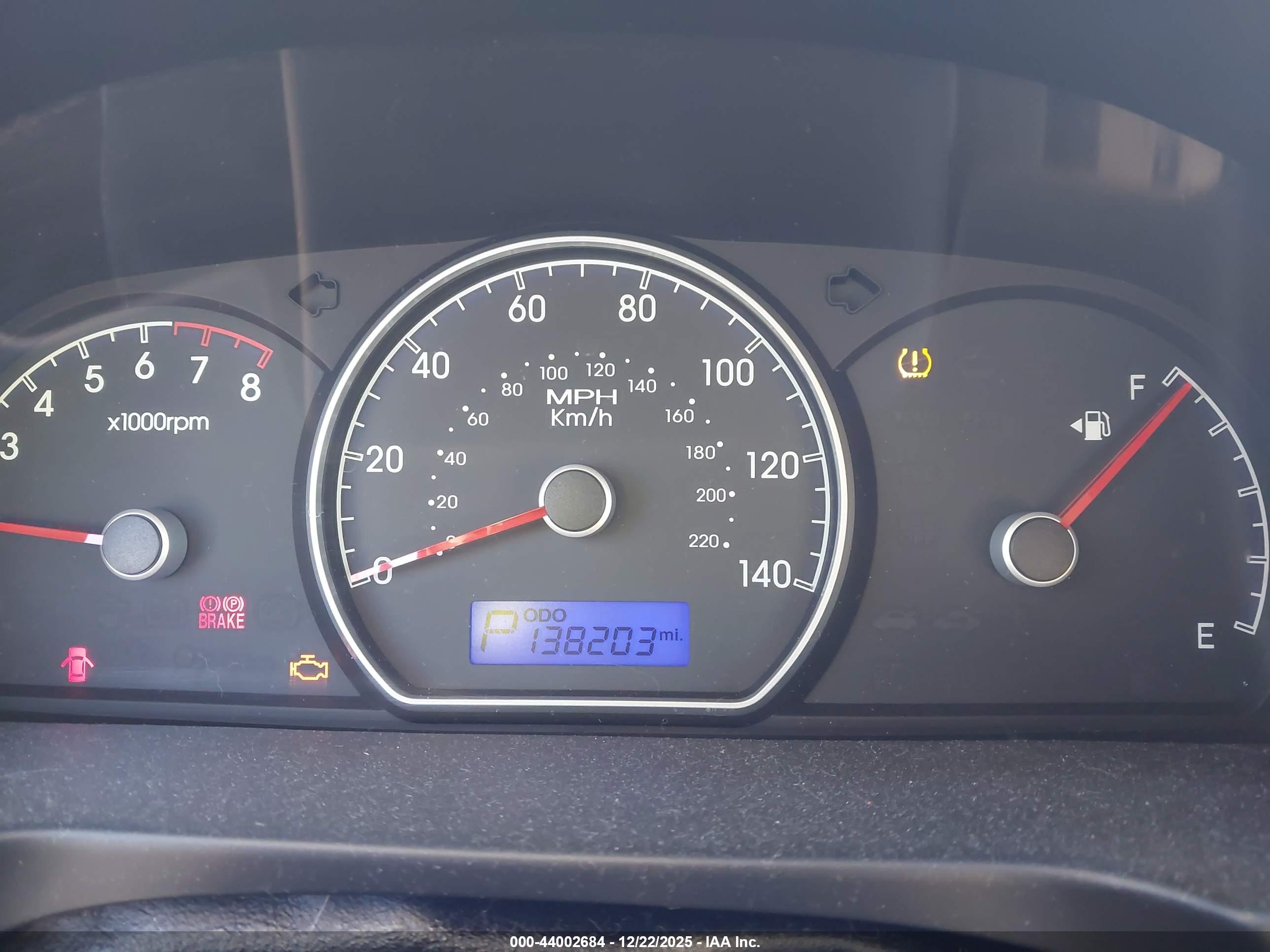 HYUNDAI ELANTRA image 7