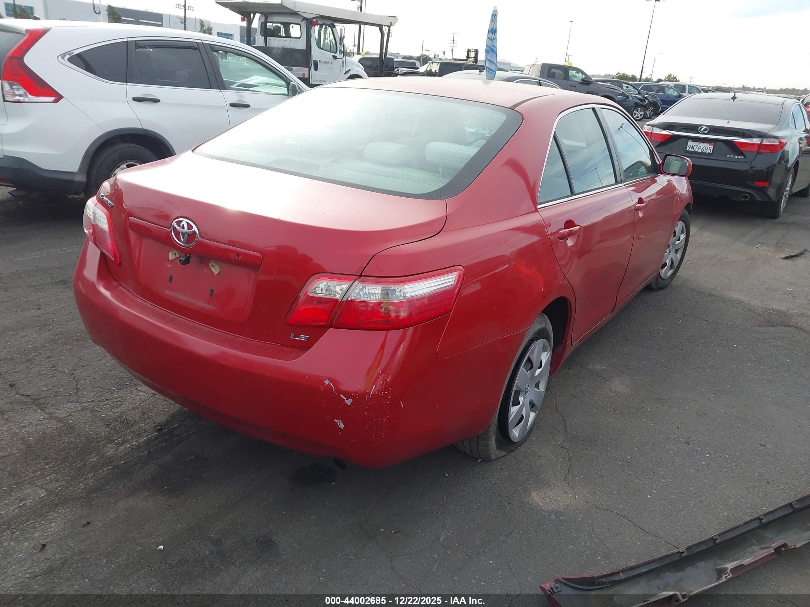 TOYOTA CAMRY image 4