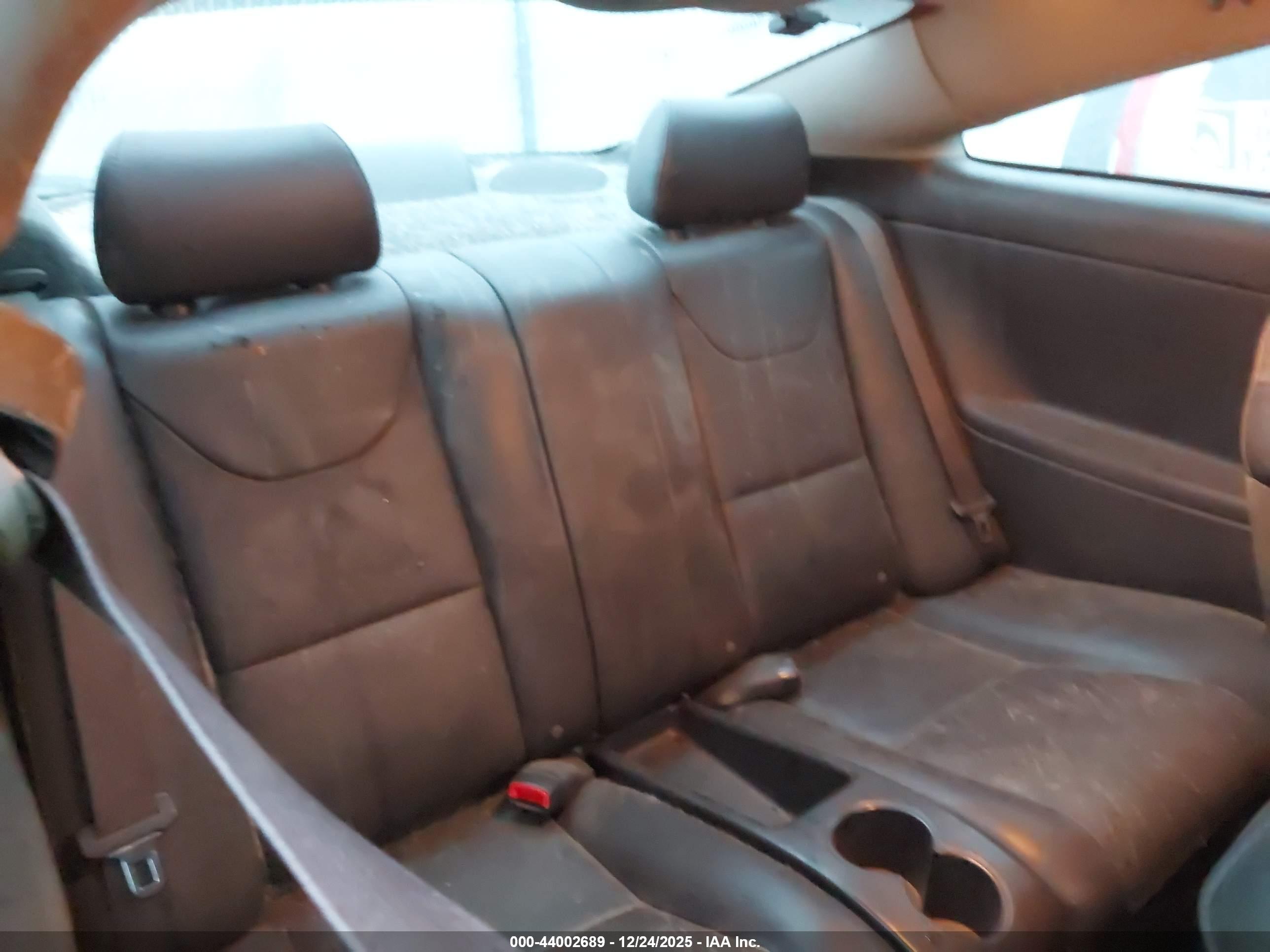 PONTIAC G6 image 8