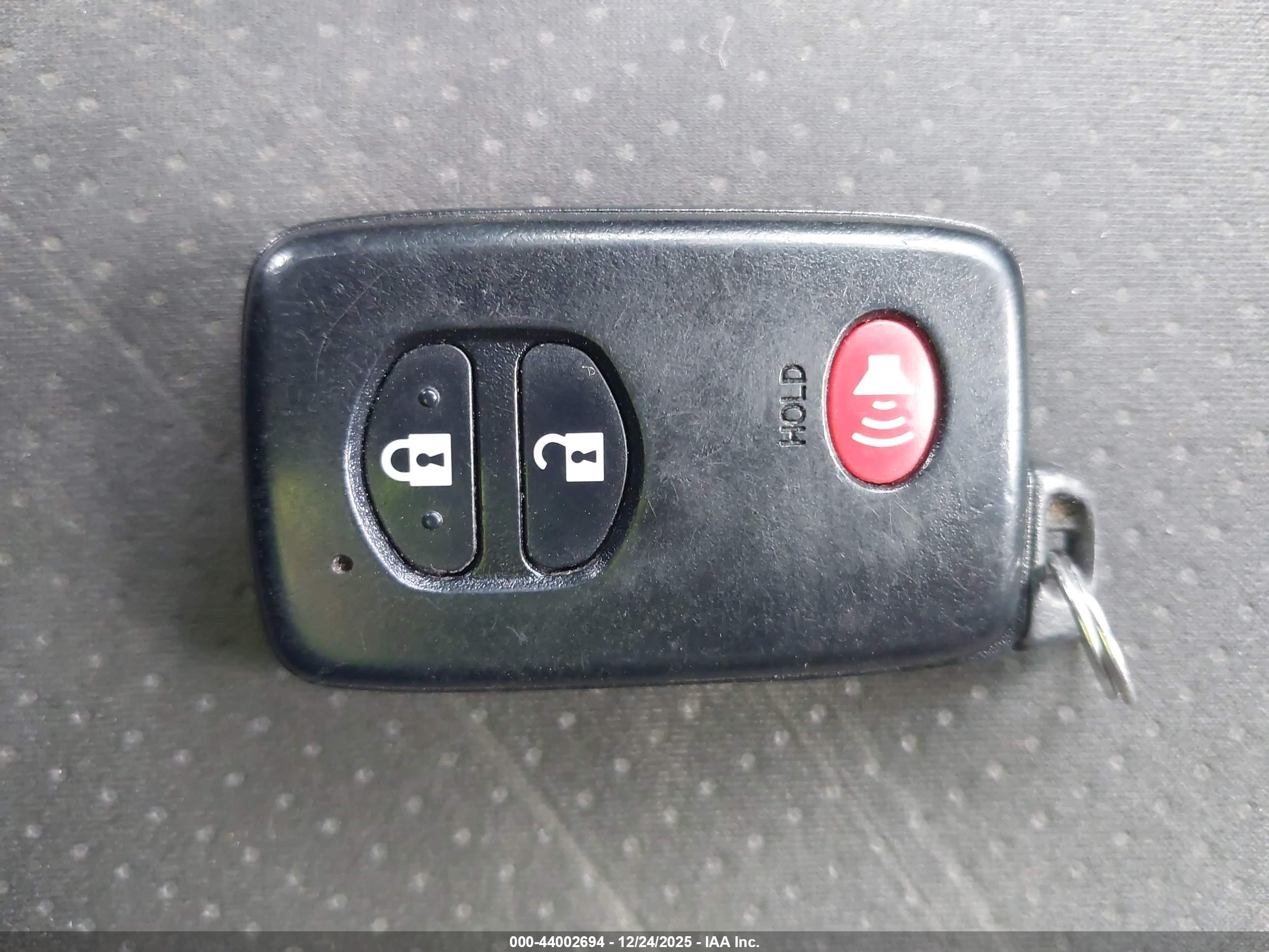 TOYOTA PRIUS image 11