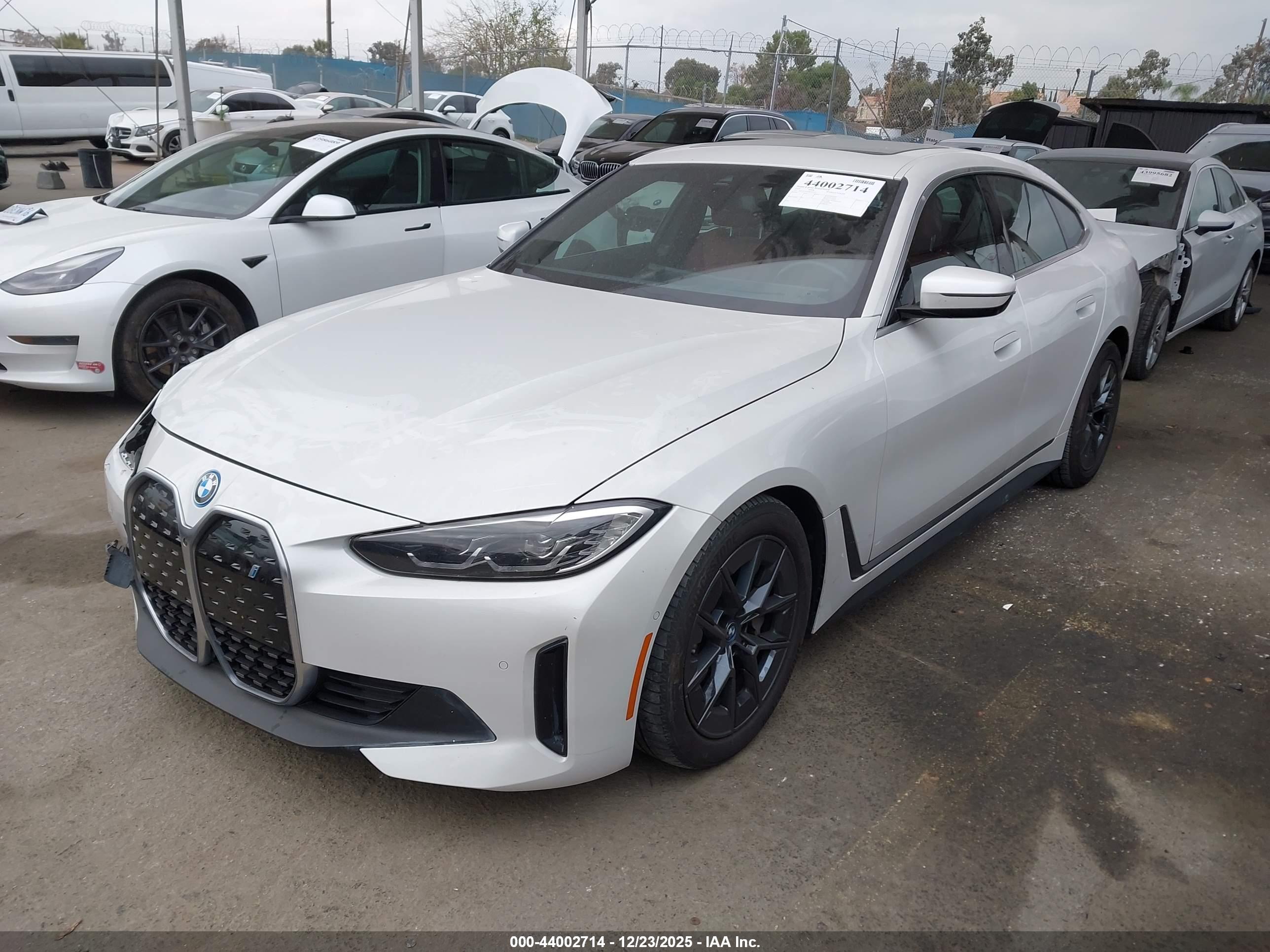 BMW I4 image 2