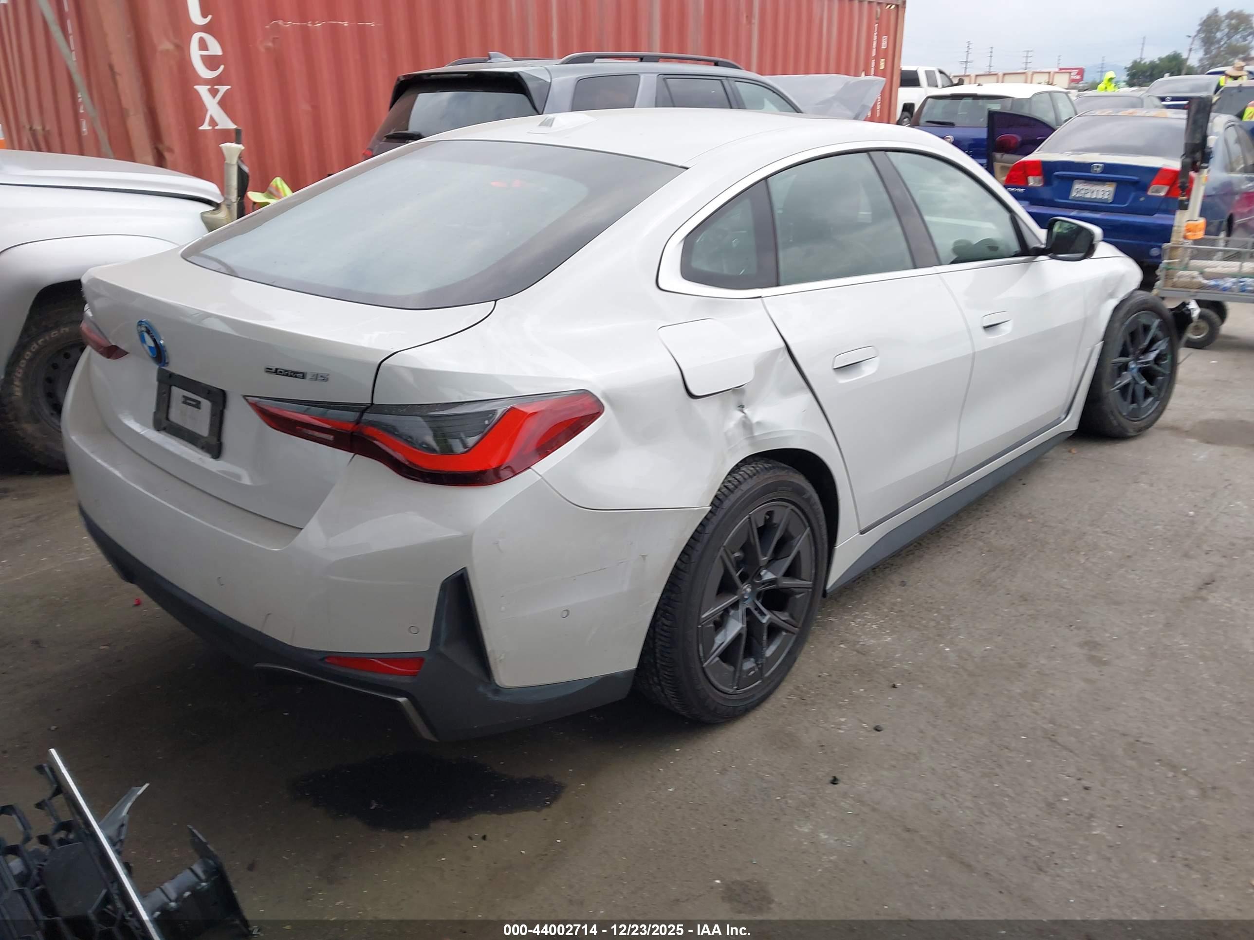 BMW I4 image 4