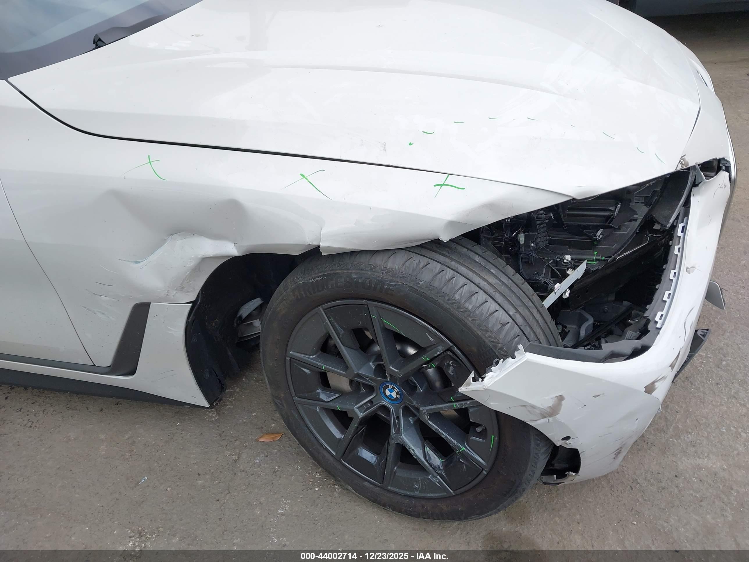 BMW I4 image 6