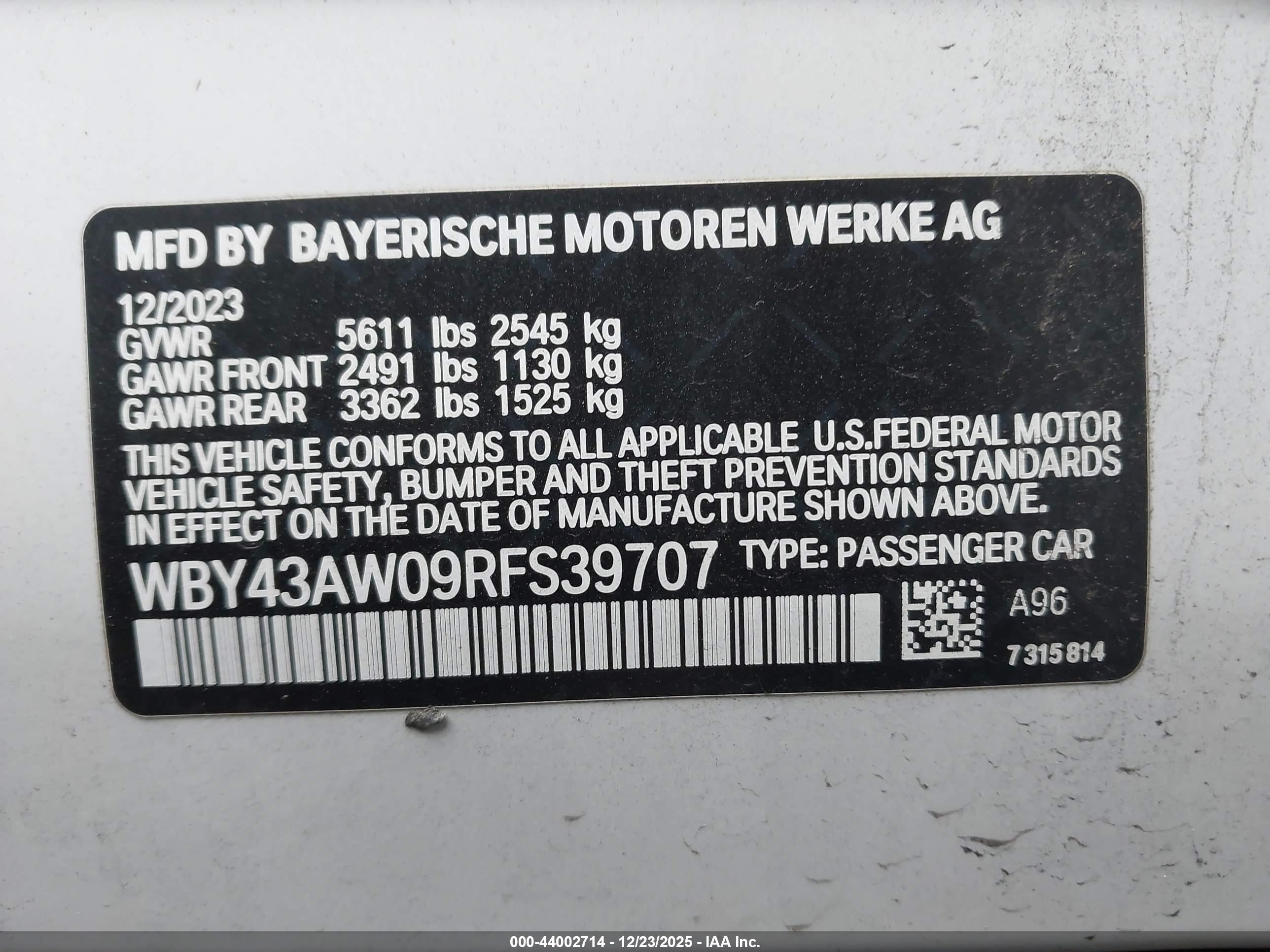 BMW I4 image 9