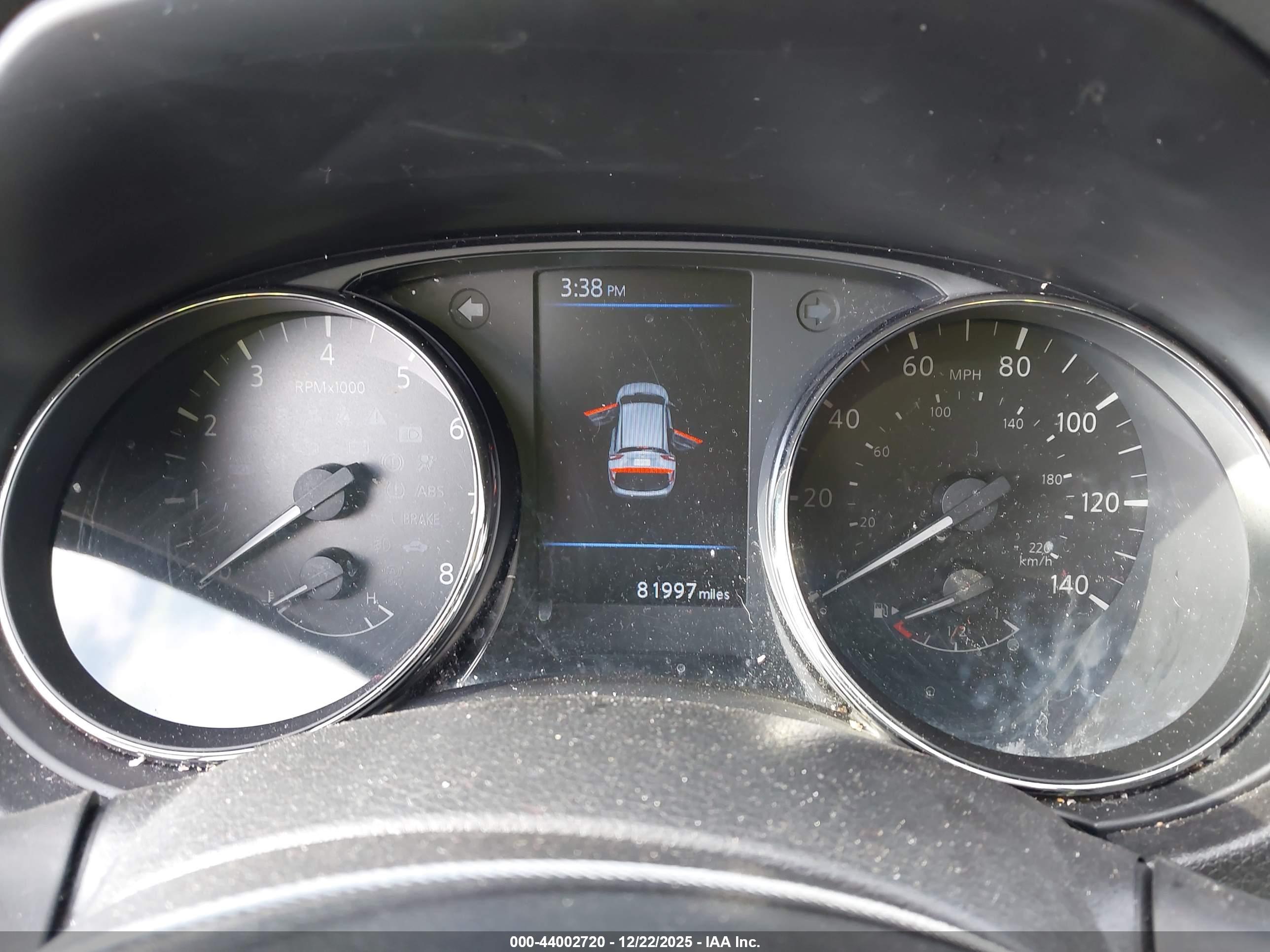 NISSAN ROGUE image 7