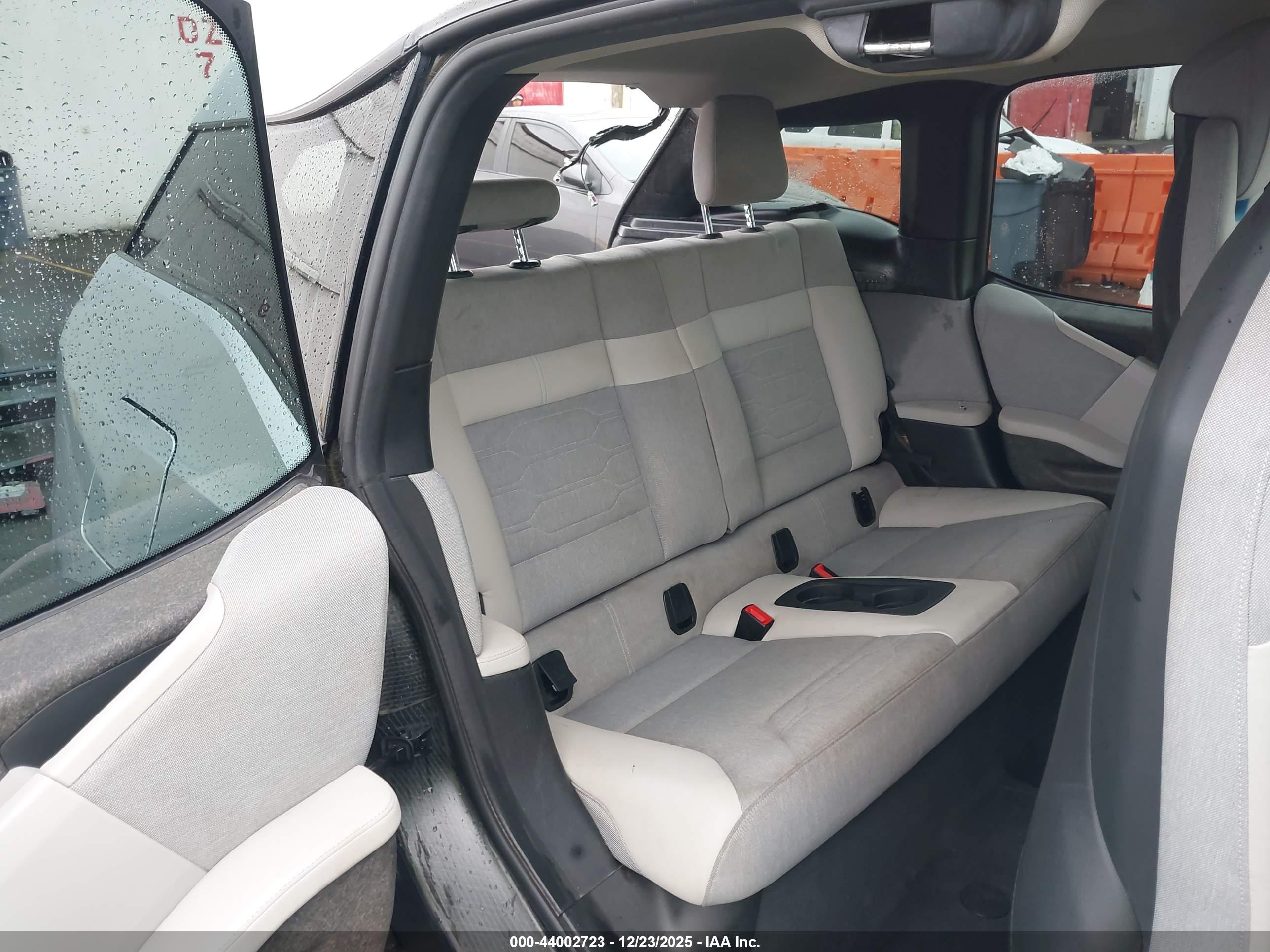 BMW I3 image 8