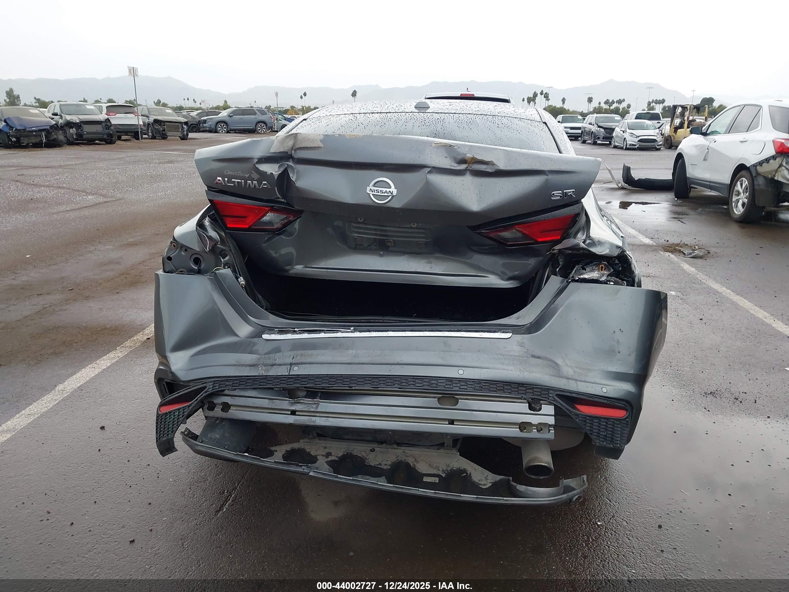 NISSAN ALTIMA image 6
