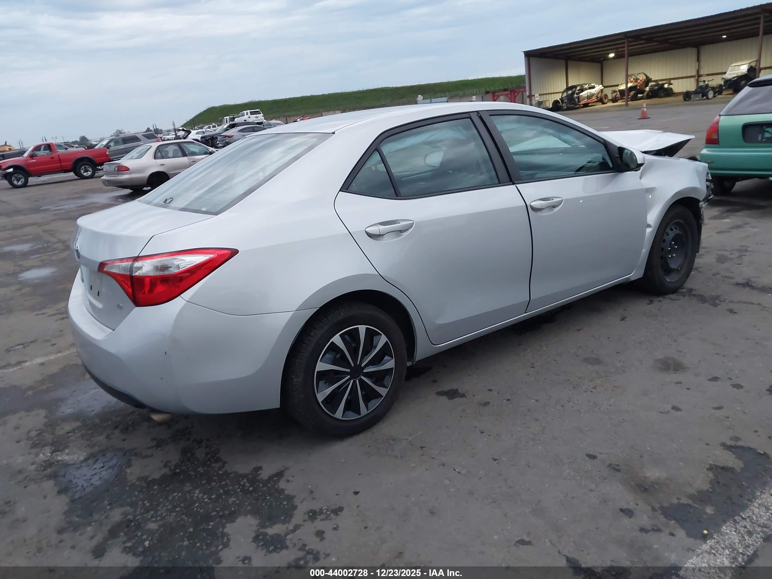 TOYOTA COROLLA image 4