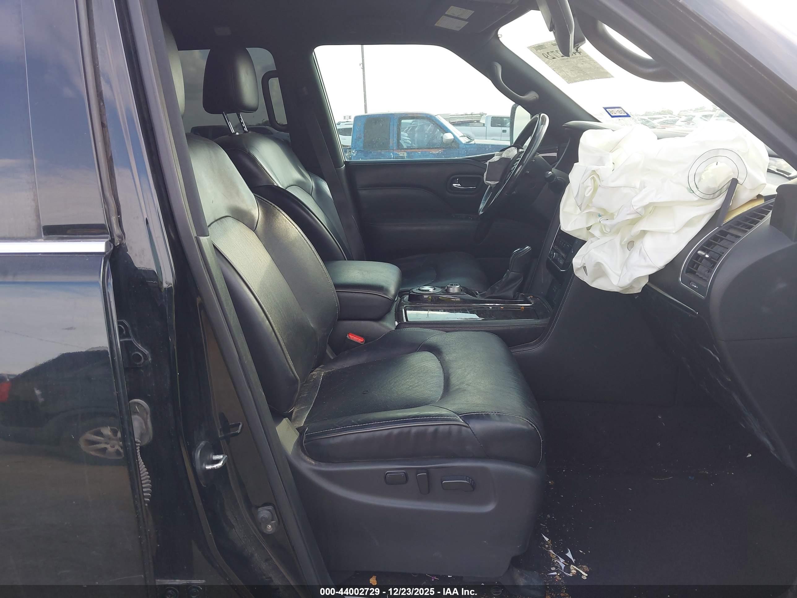 INFINITI QX80 image 5