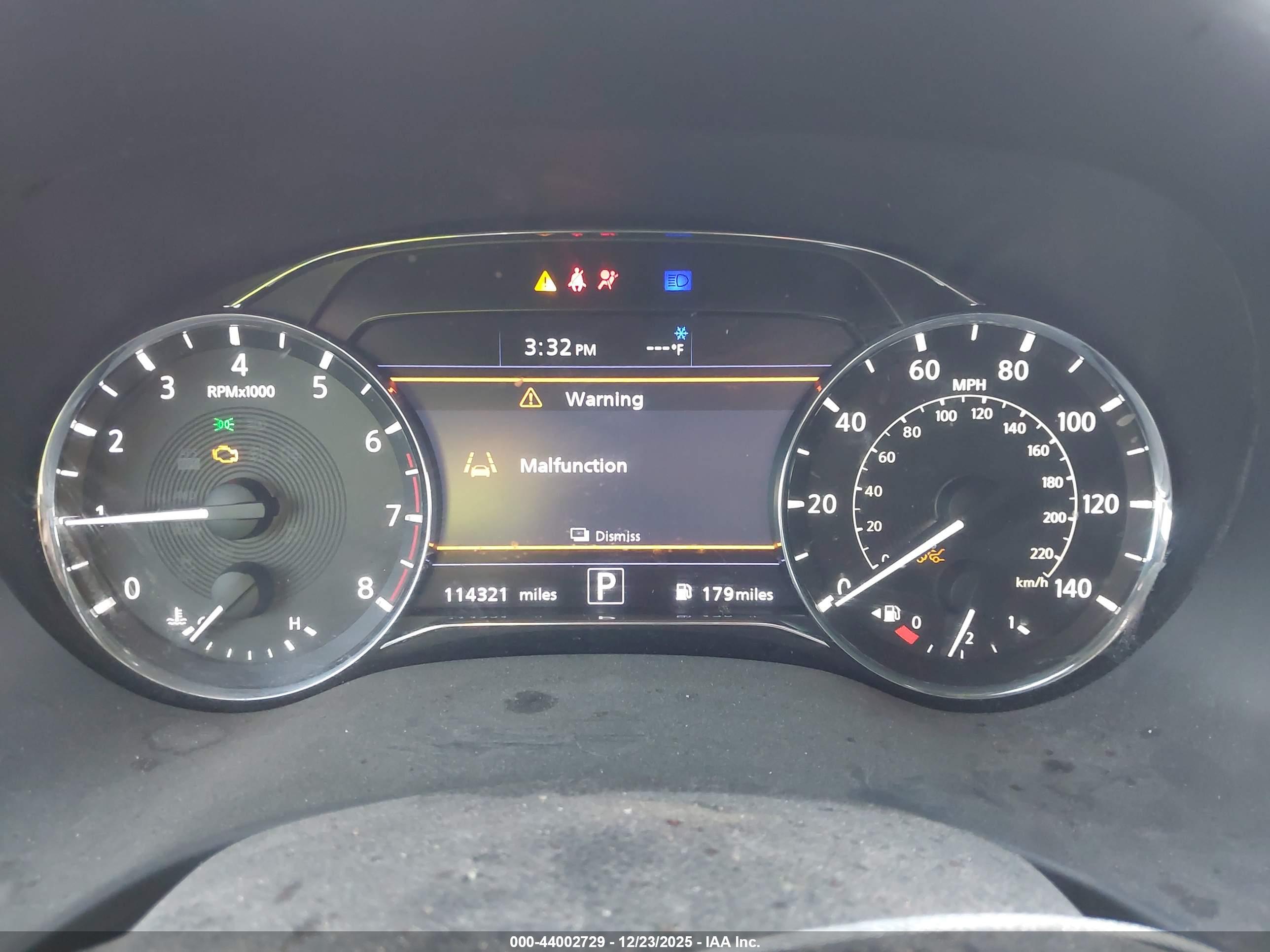 INFINITI QX80 image 7