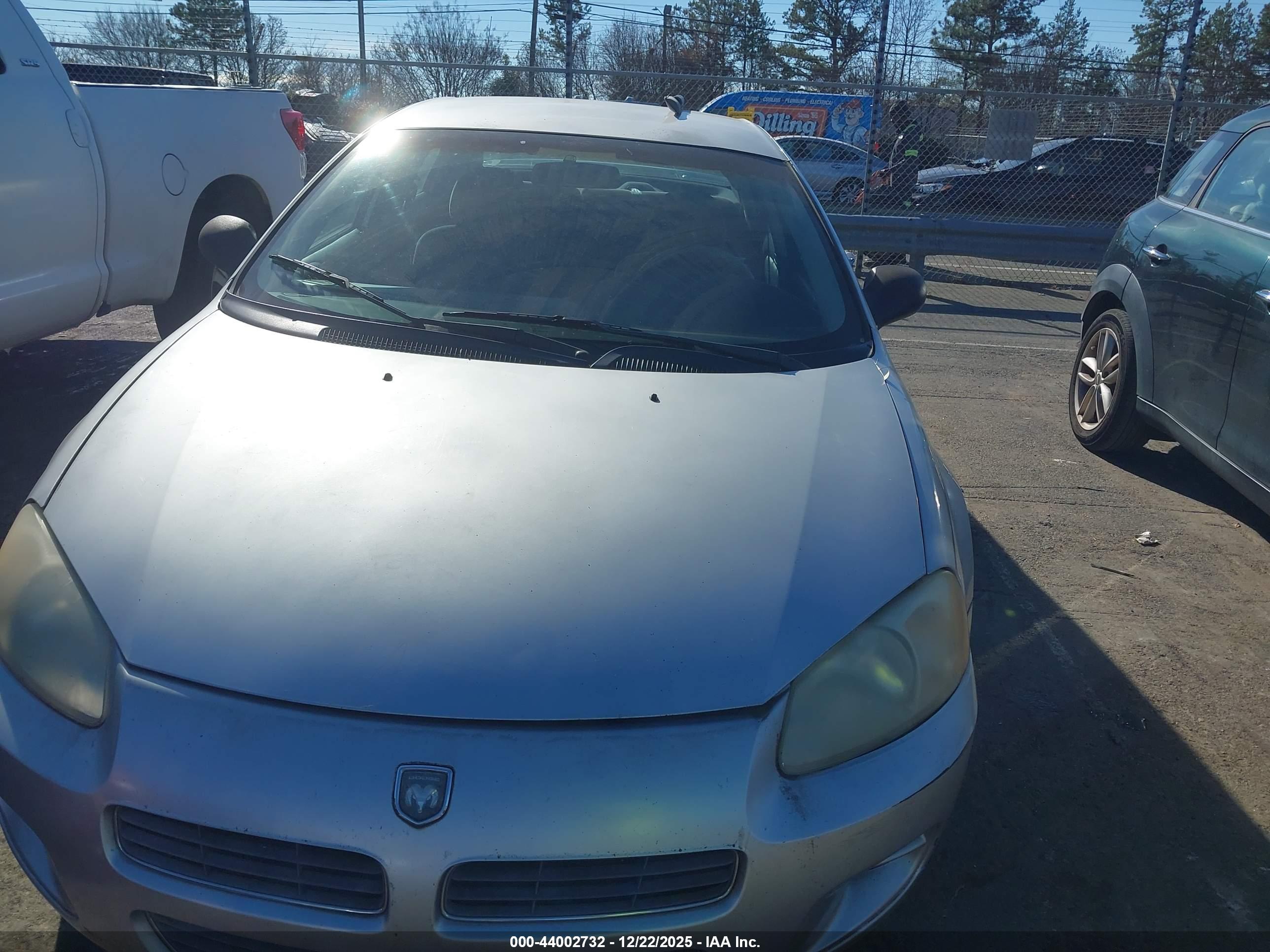 DODGE STRATUS image 6