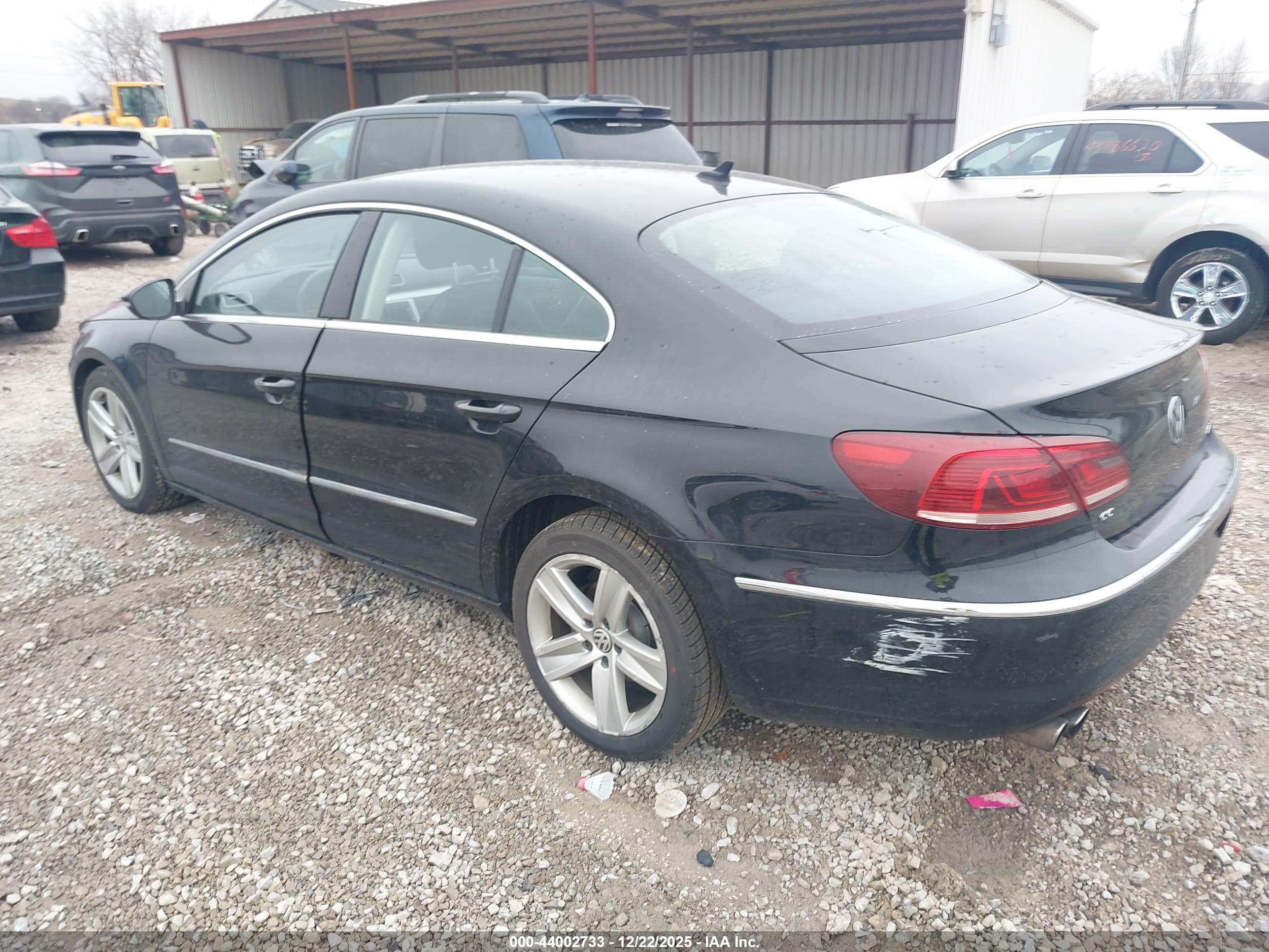 VOLKSWAGEN CC image 3