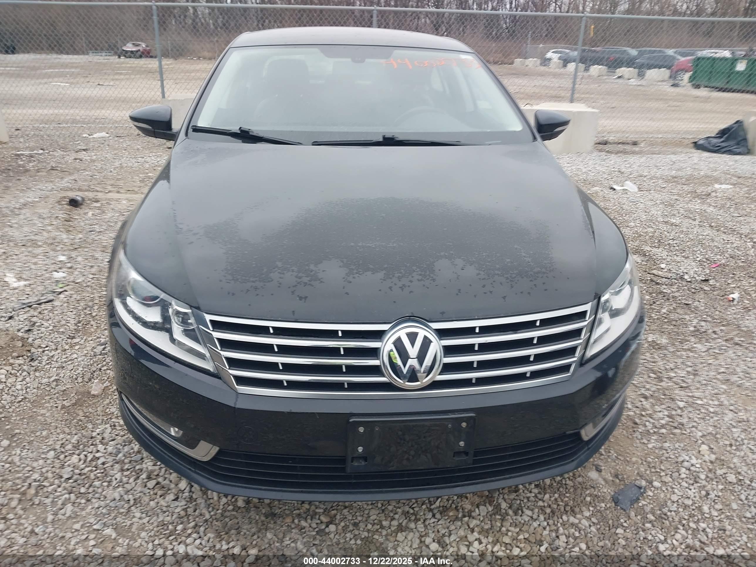 VOLKSWAGEN CC image 6