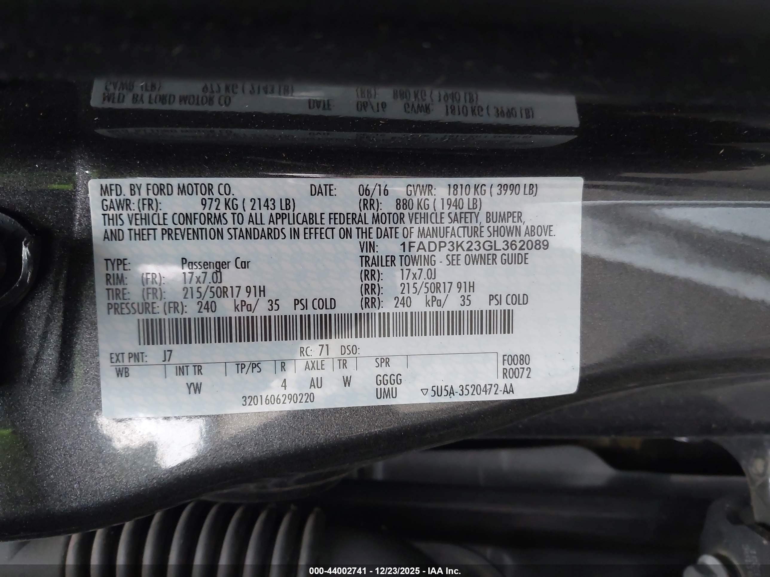 FORD FOCUS image 9