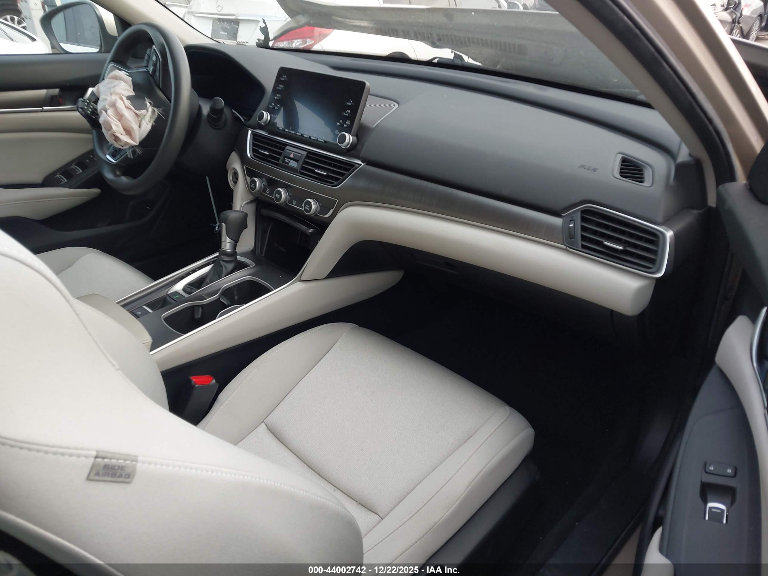 HONDA ACCORD image 5
