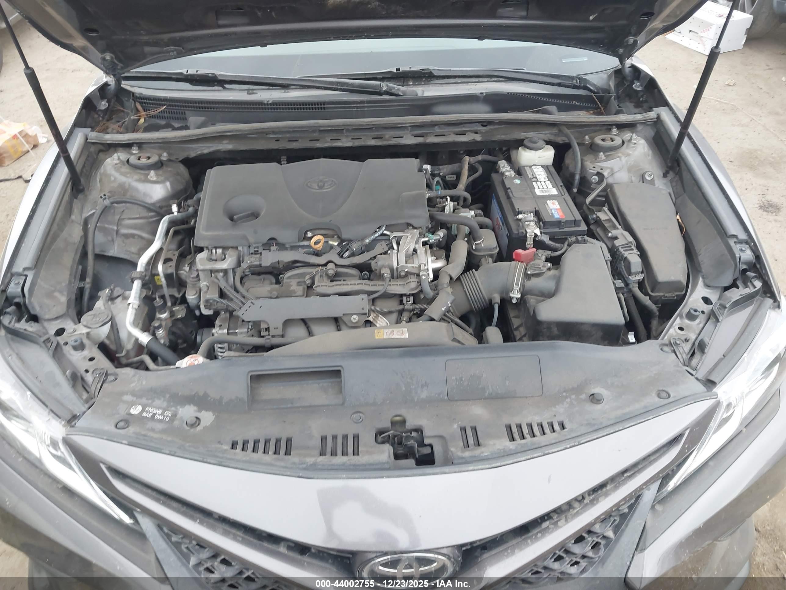 TOYOTA CAMRY image 10