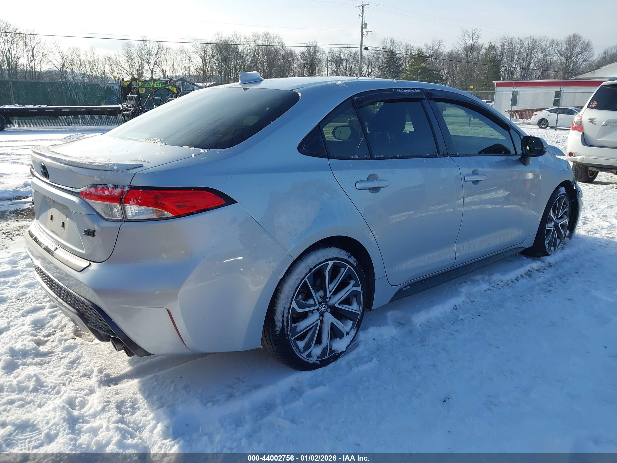TOYOTA COROLLA image 4