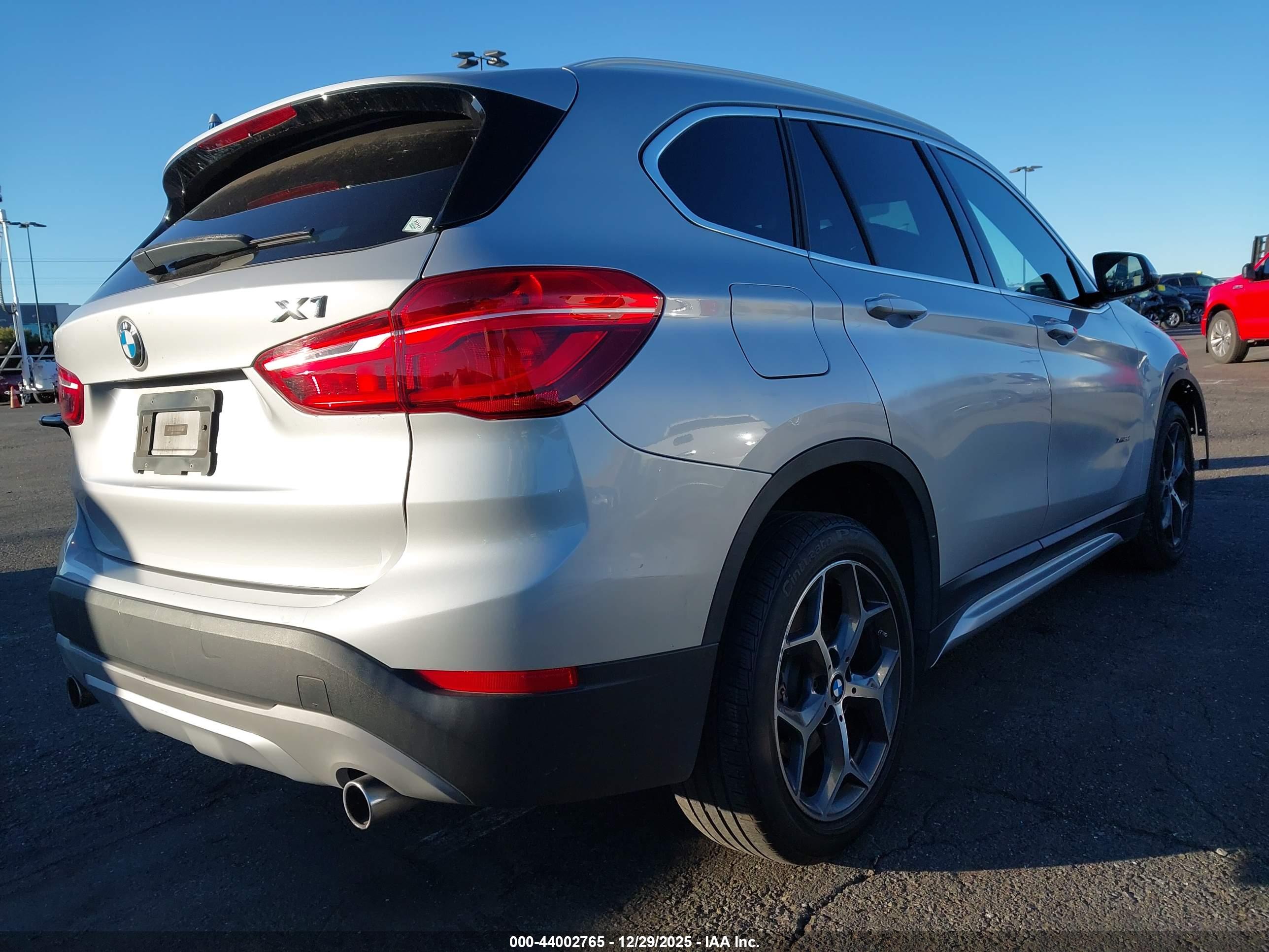 BMW X1 image 4