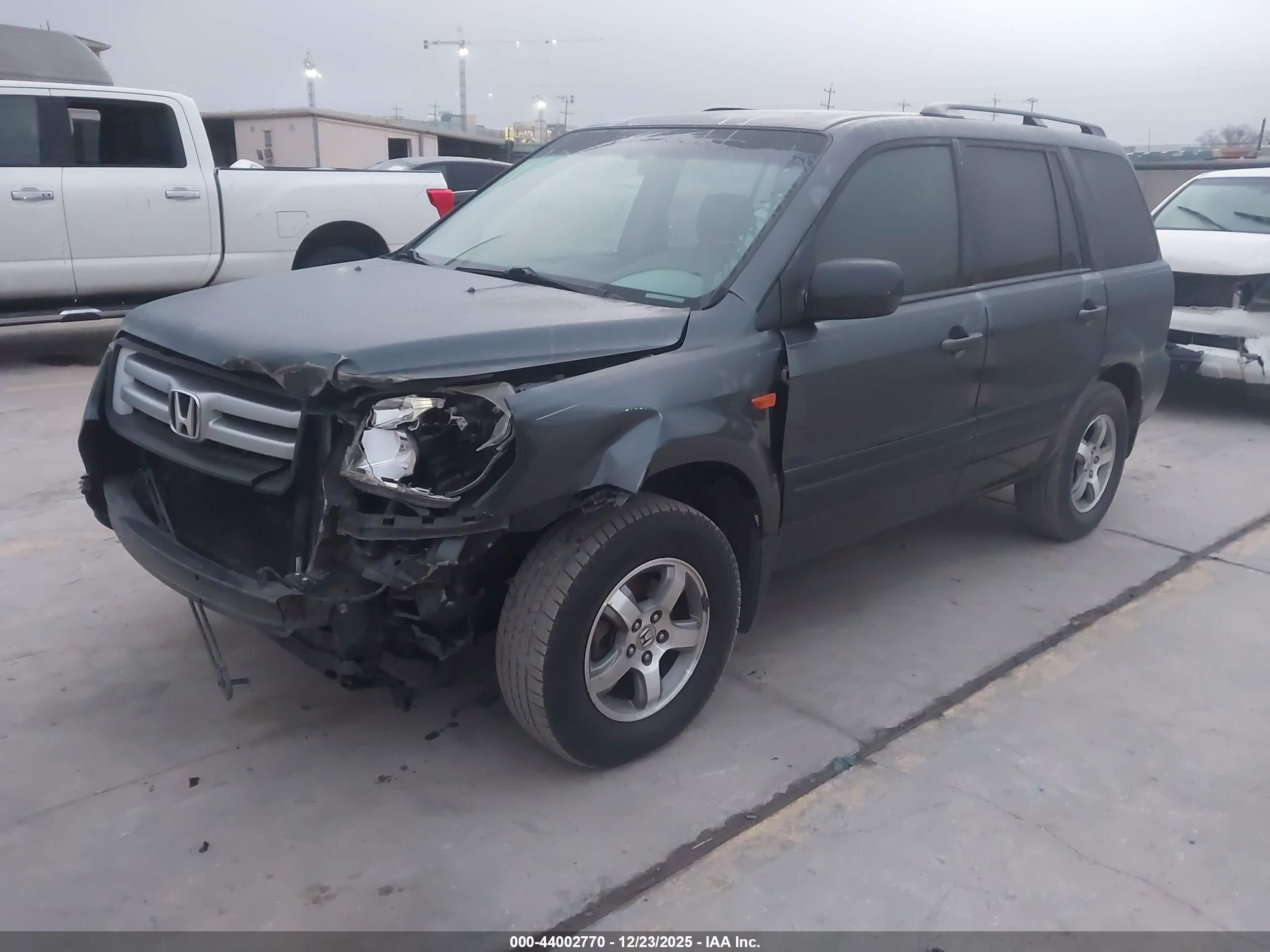 HONDA PILOT image 2