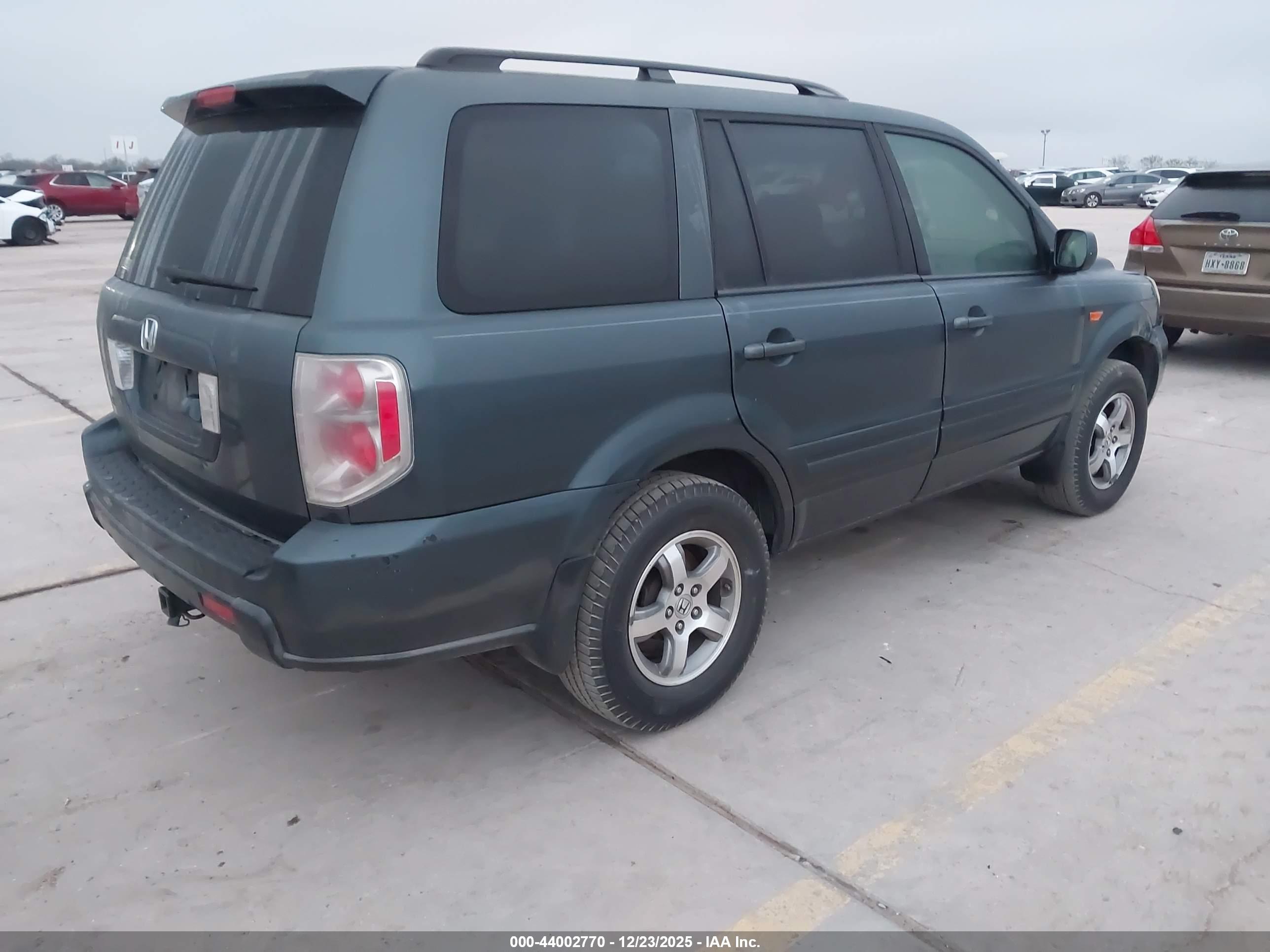 HONDA PILOT image 4