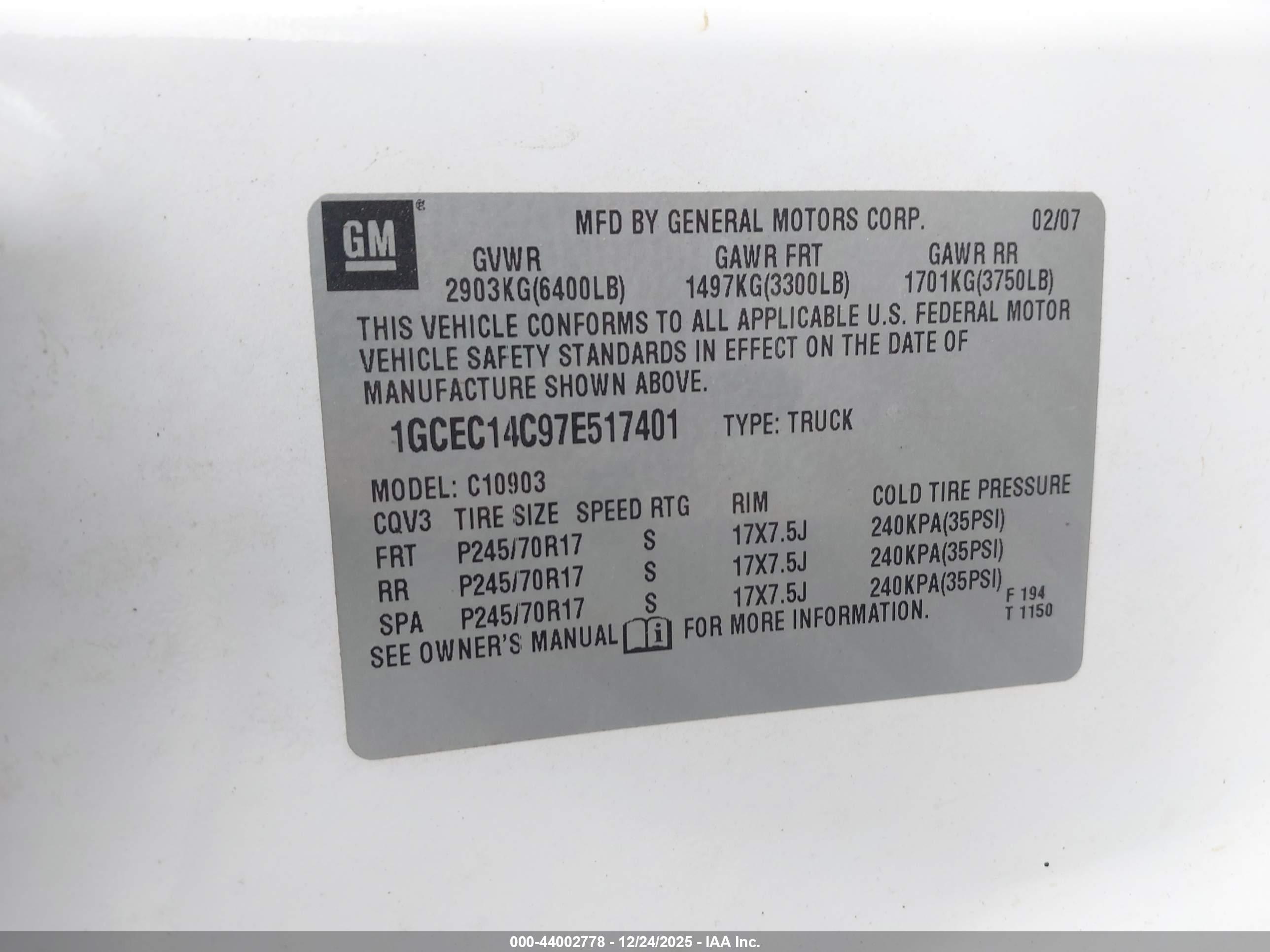 CHEVROLET SILVERADO image 9