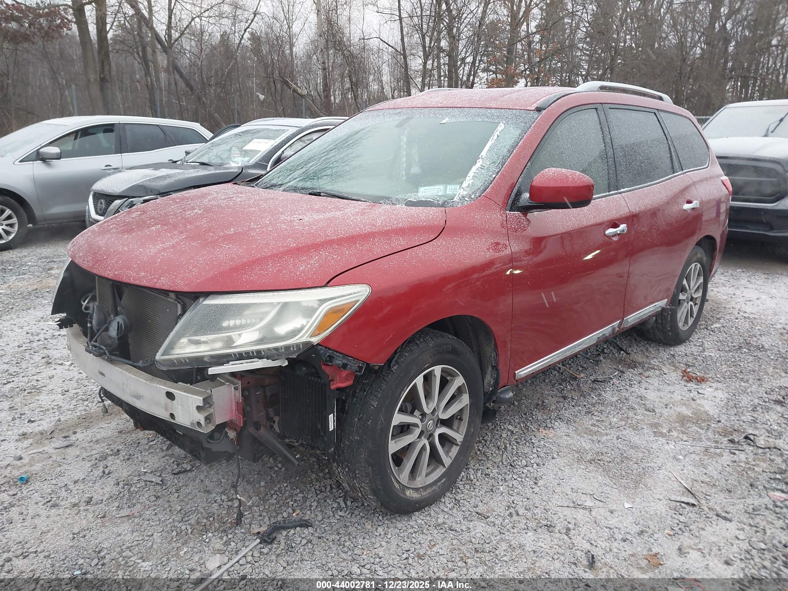 NISSAN PATHFINDER image 2