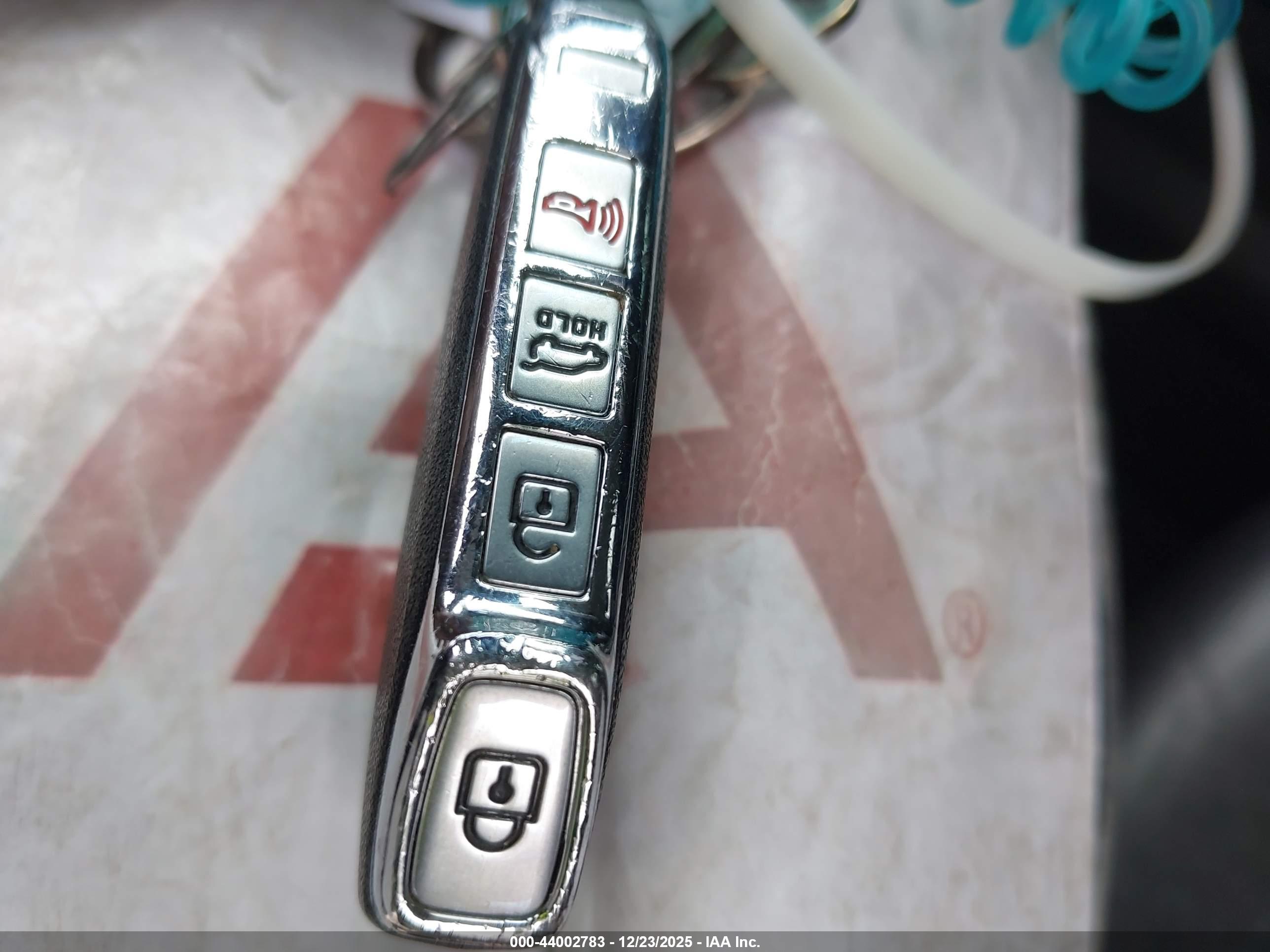 KIA SORENTO image 11