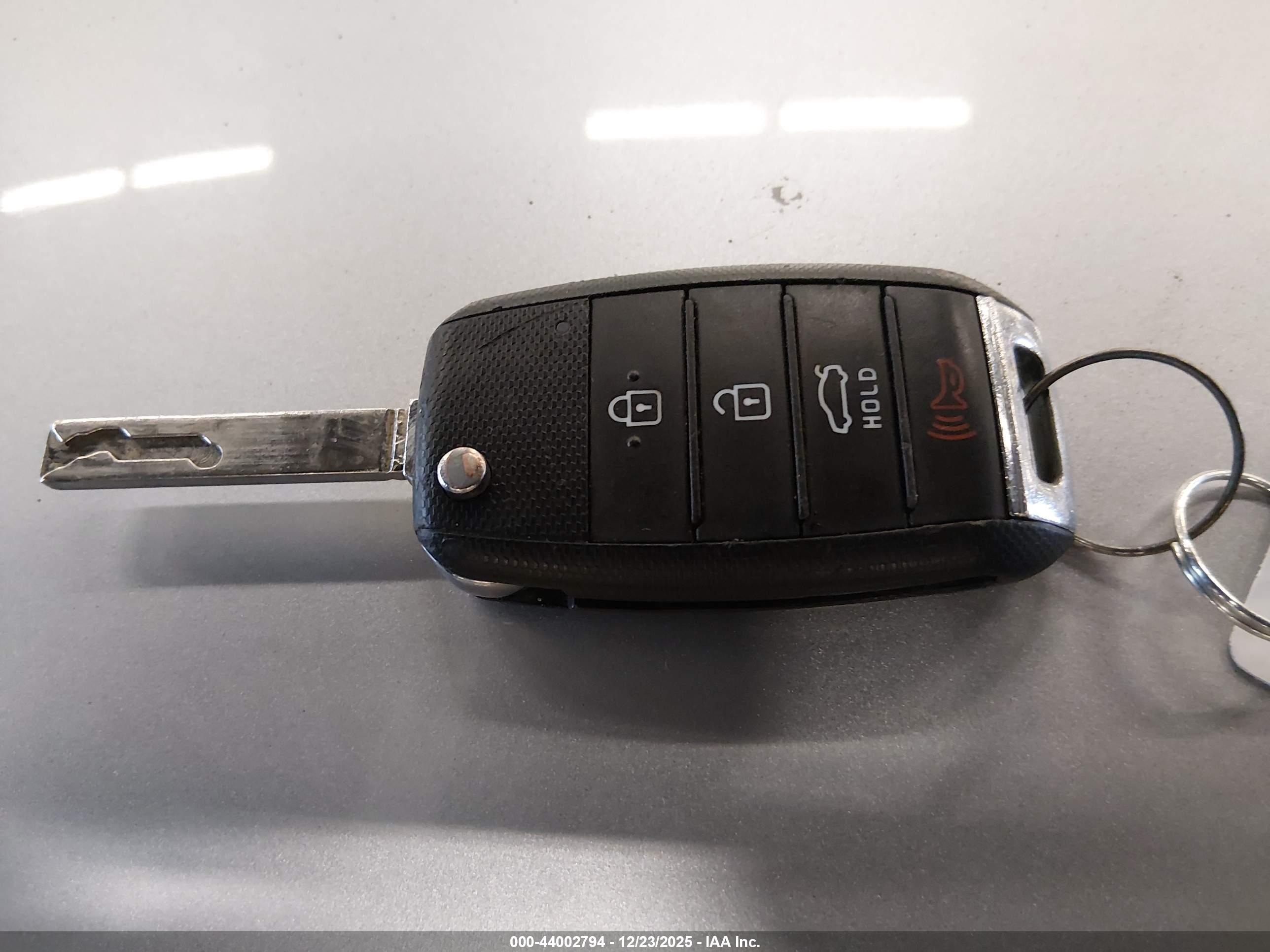 KIA OPTIMA image 11